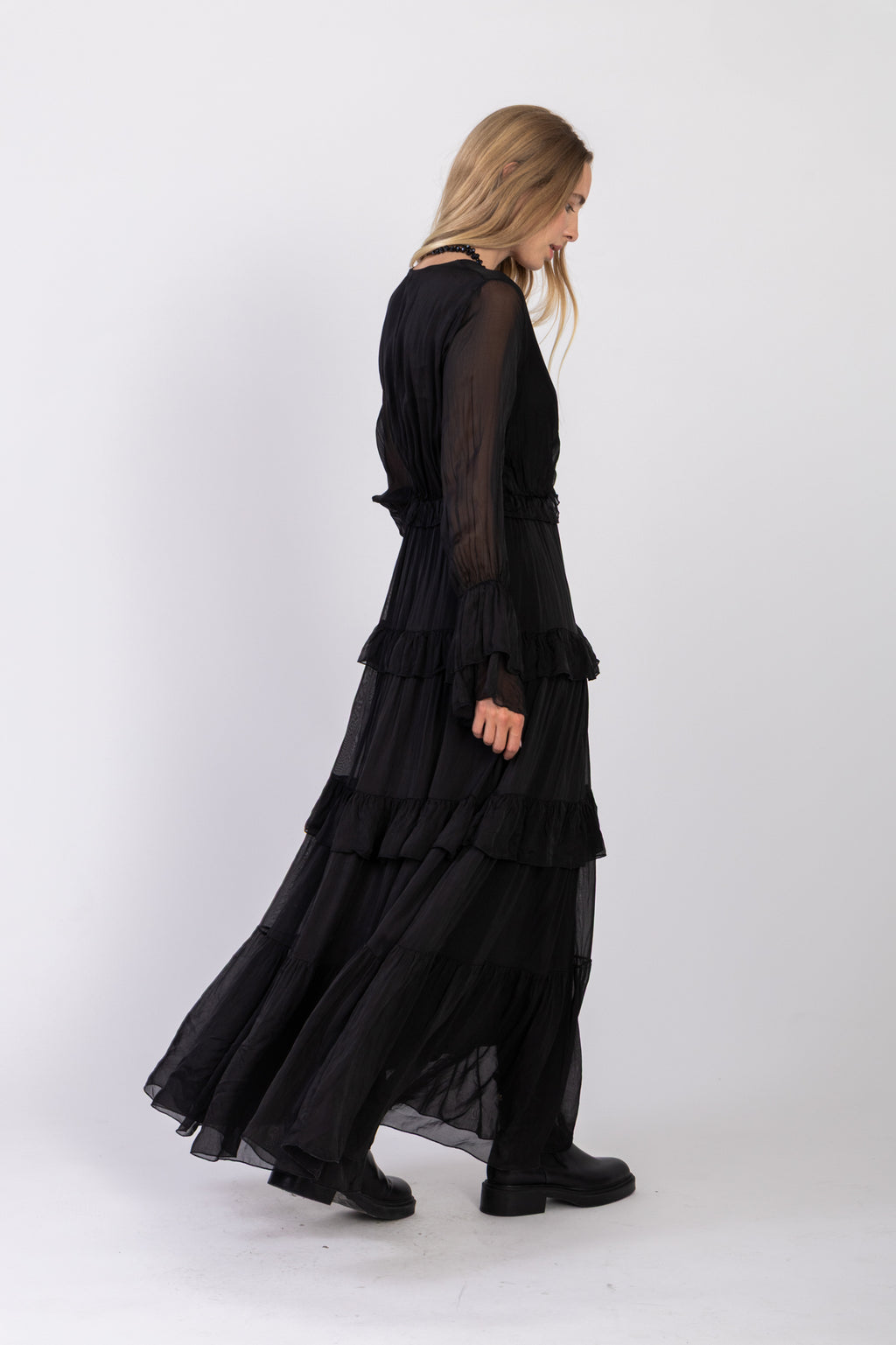Flowy ruffled maxi dress