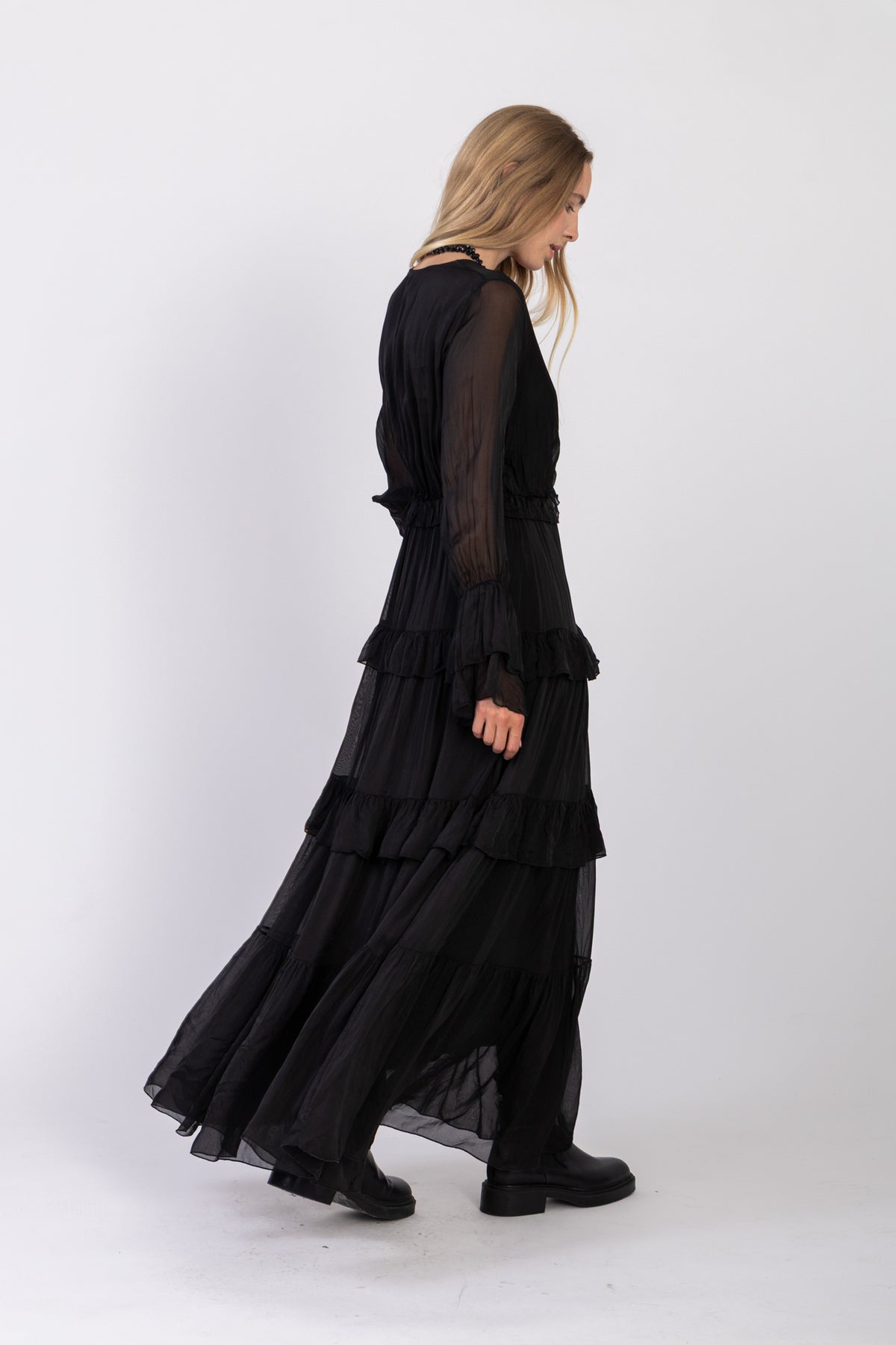 Flowy ruffled maxi dress