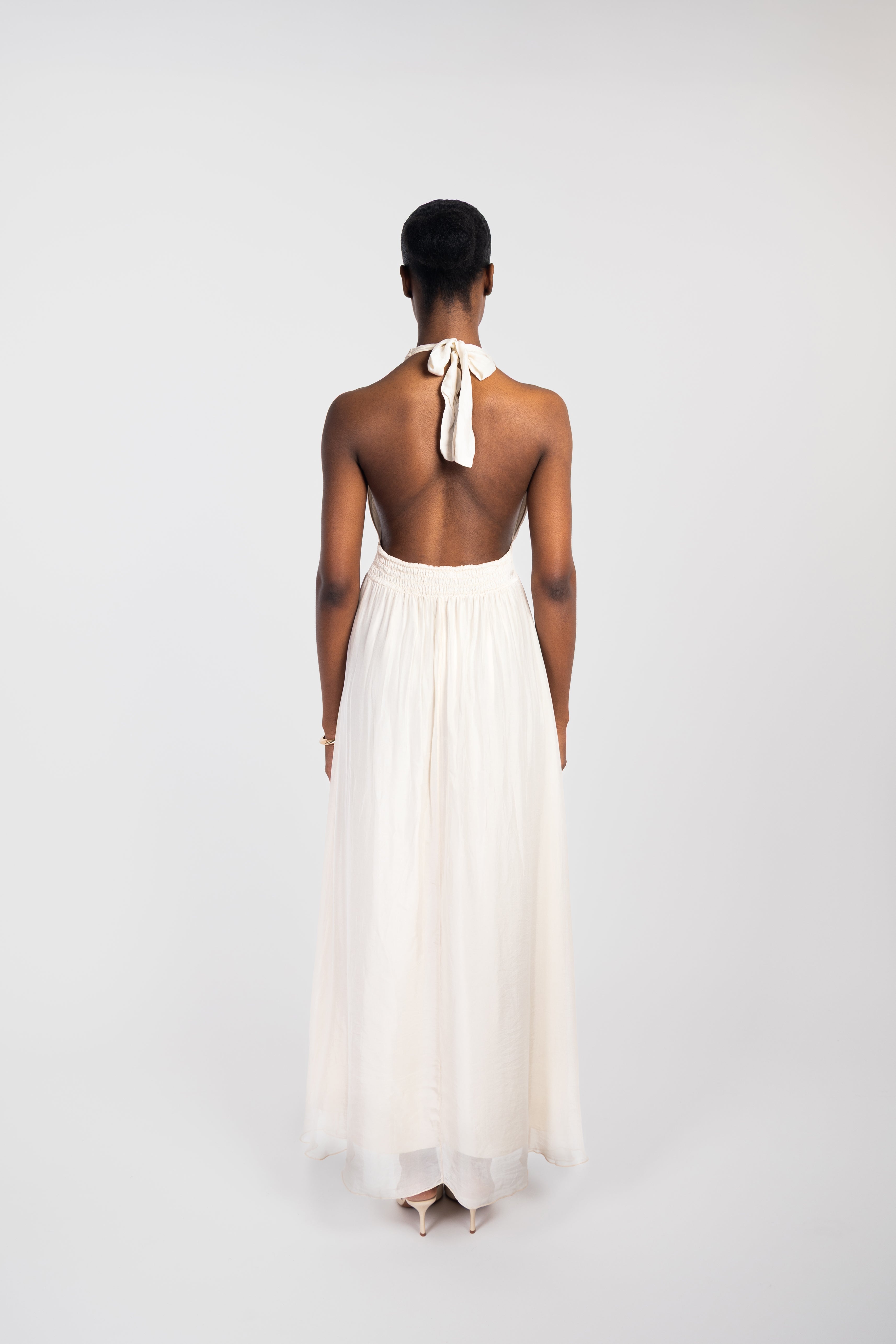 Robe longue fluide dos nu