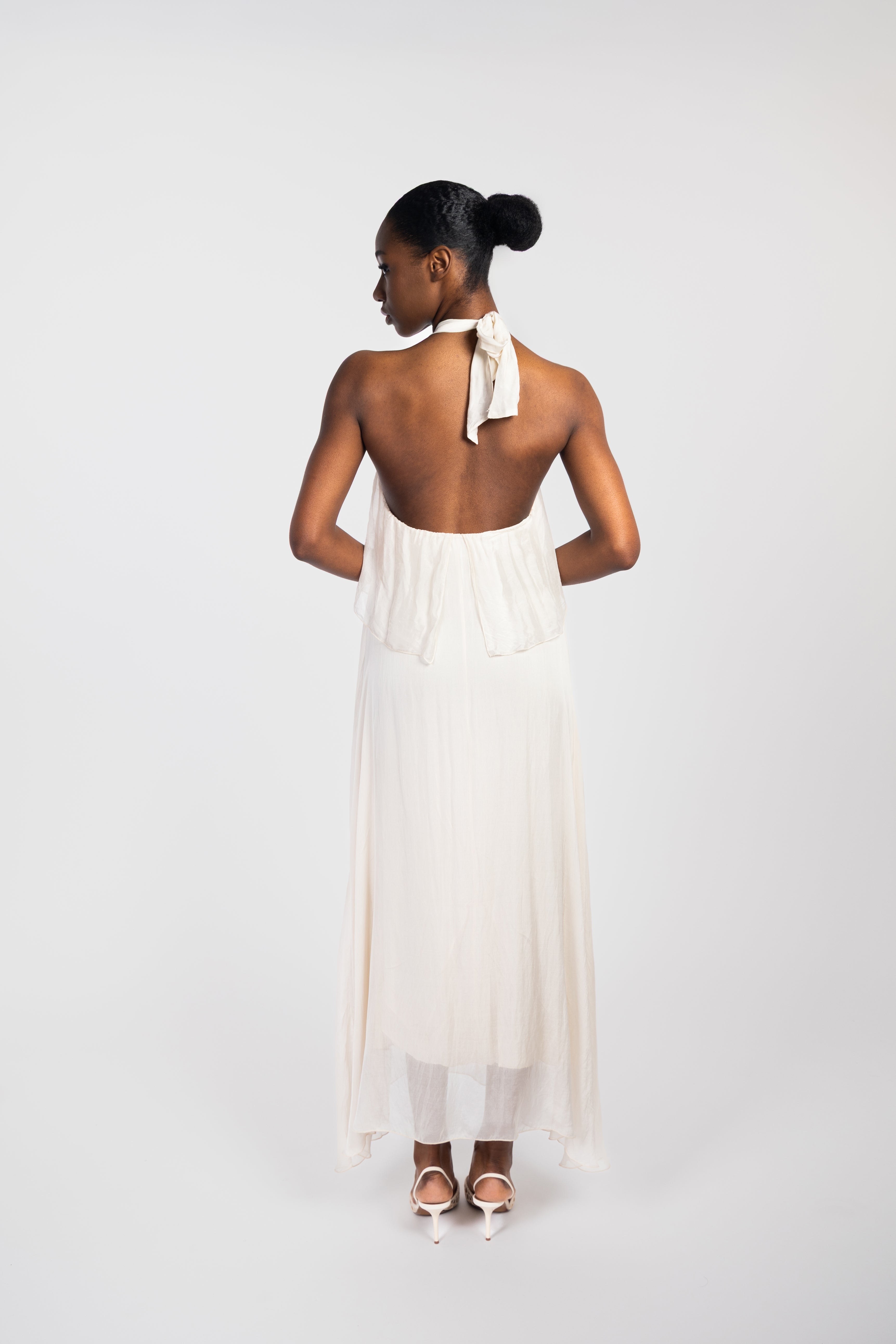 Robe longue fluide dos nu