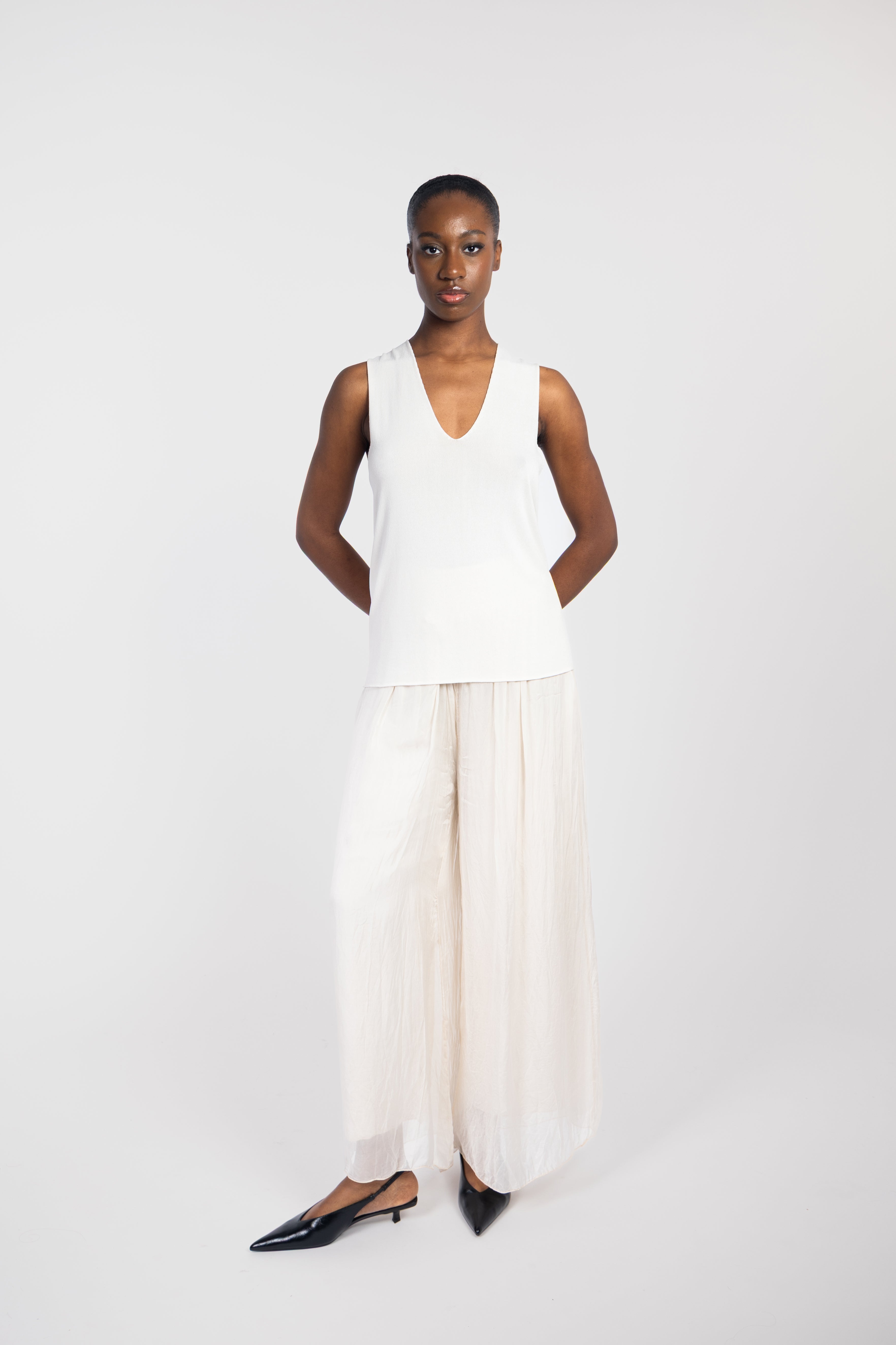 Seamless cool-touch knit tank top