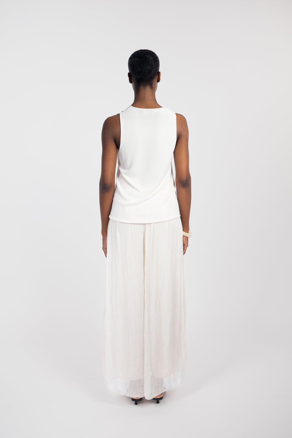 Seamless cool-touch knit tank top