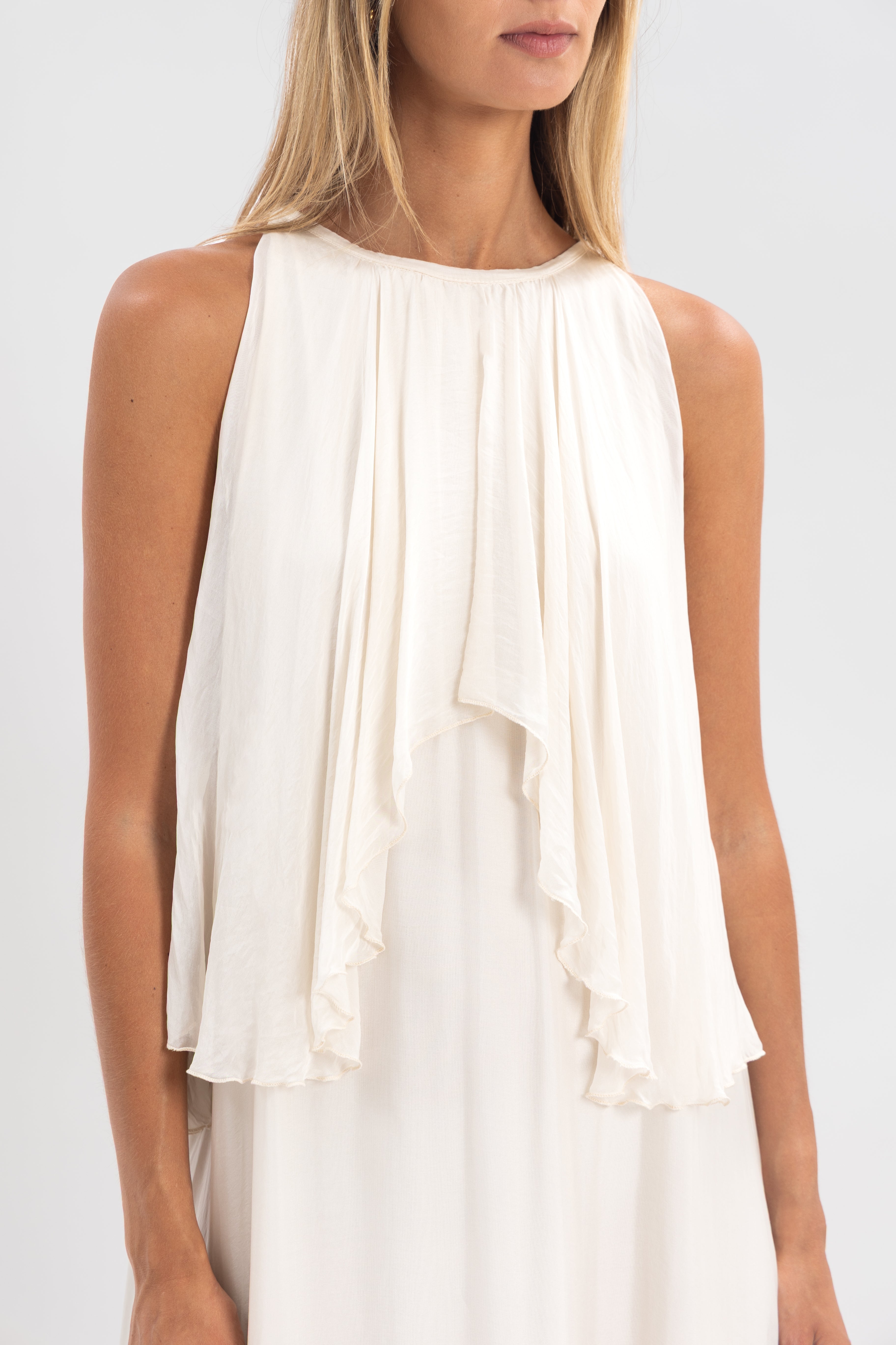 Robe longue fluide à détail drapé