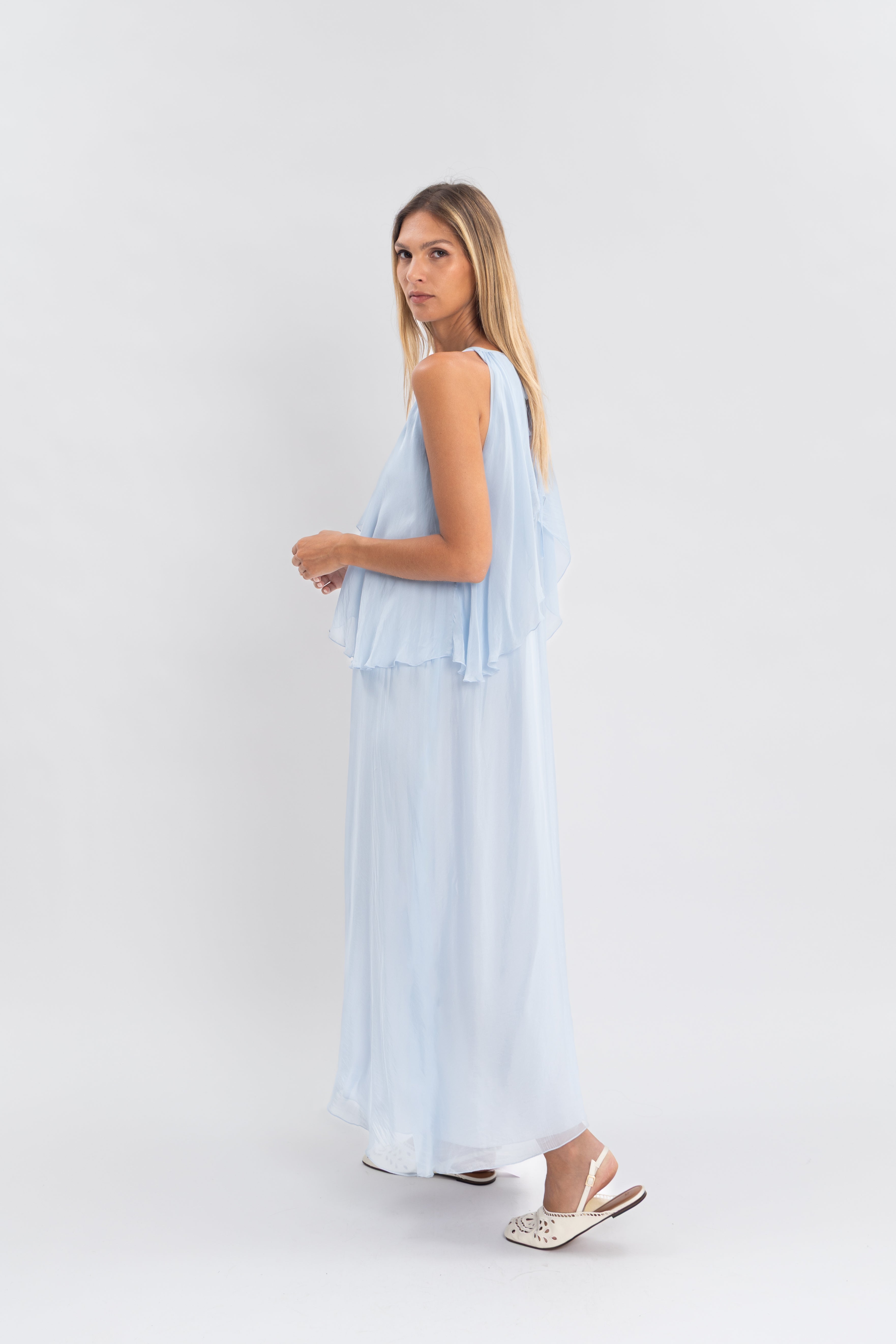 Robe longue fluide à détail drapé