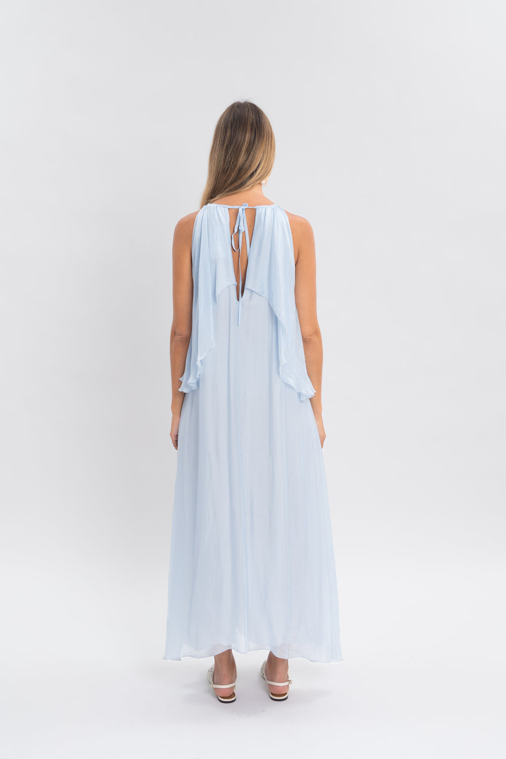 Robe longue fluide à détail drapé