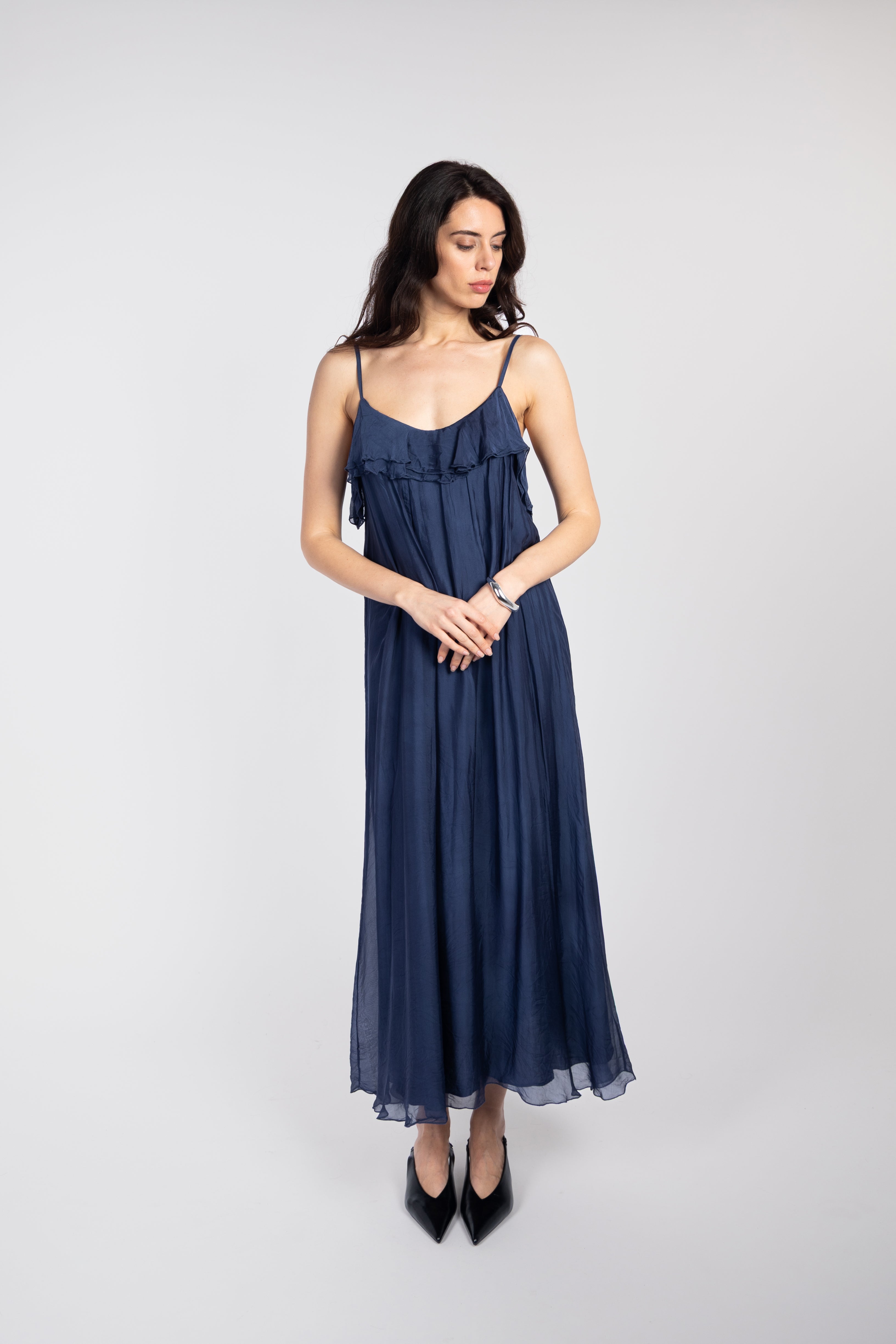 Long dress with ruffled straps