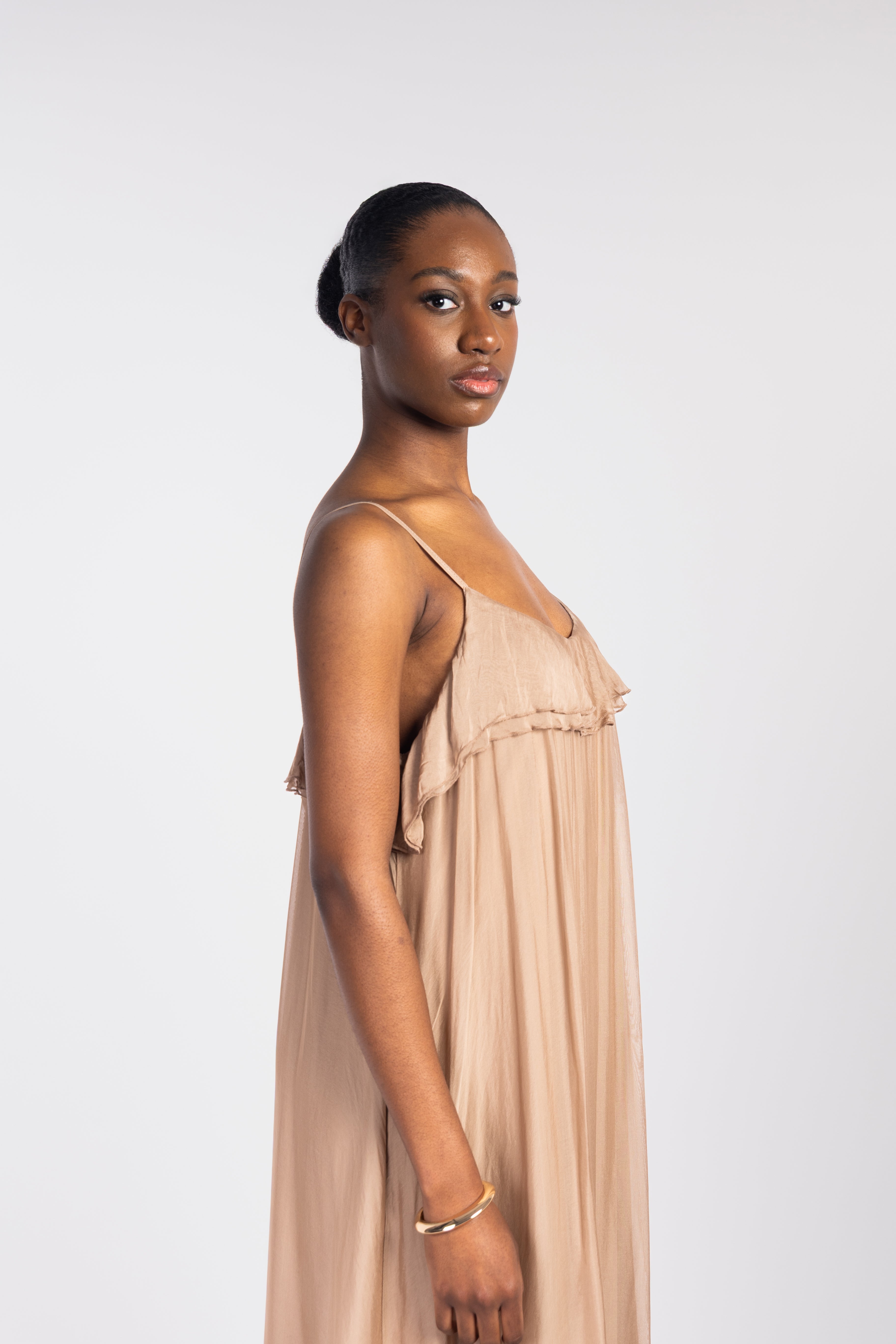 Long dress with ruffled straps