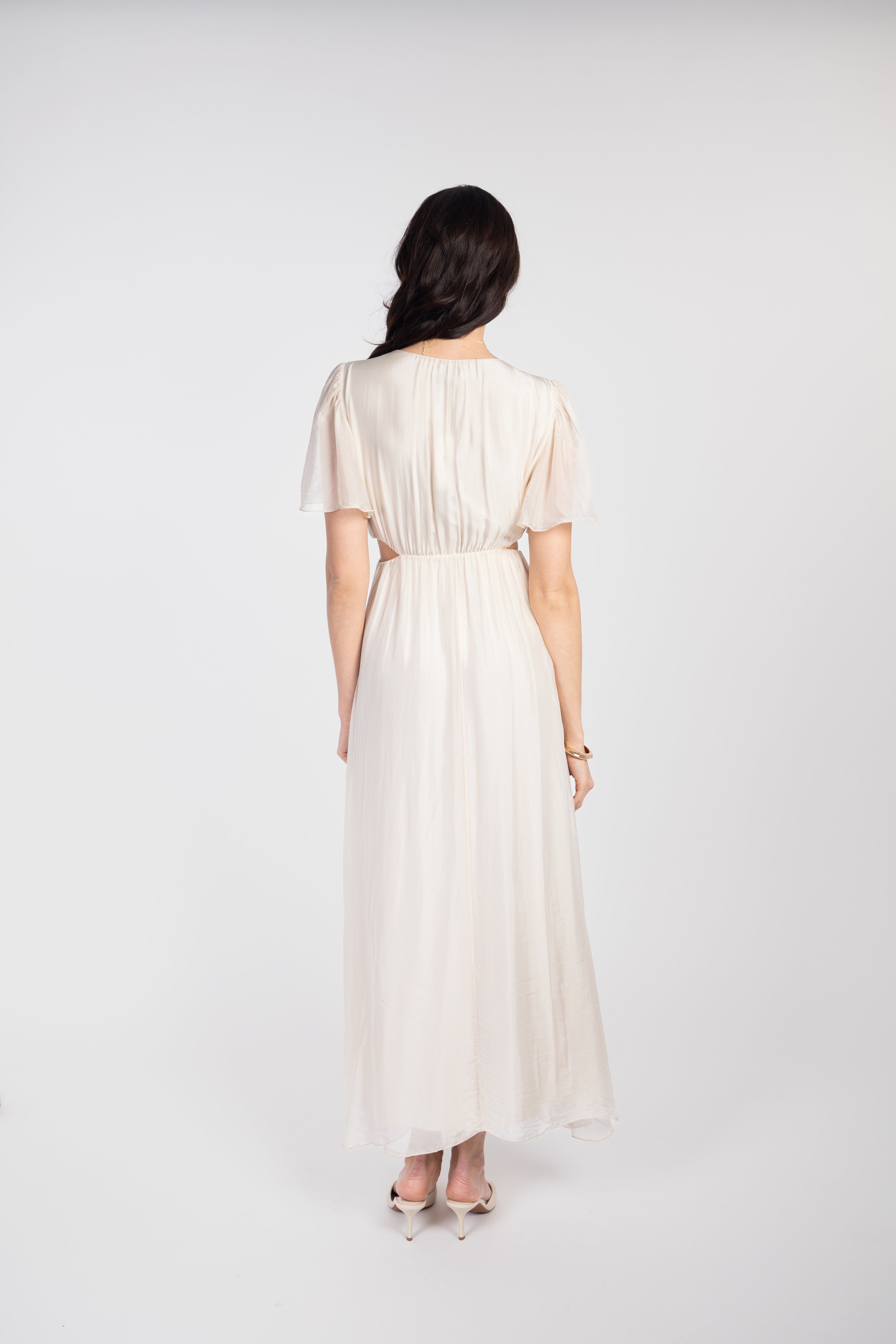 Flowy long dress with cut-outs