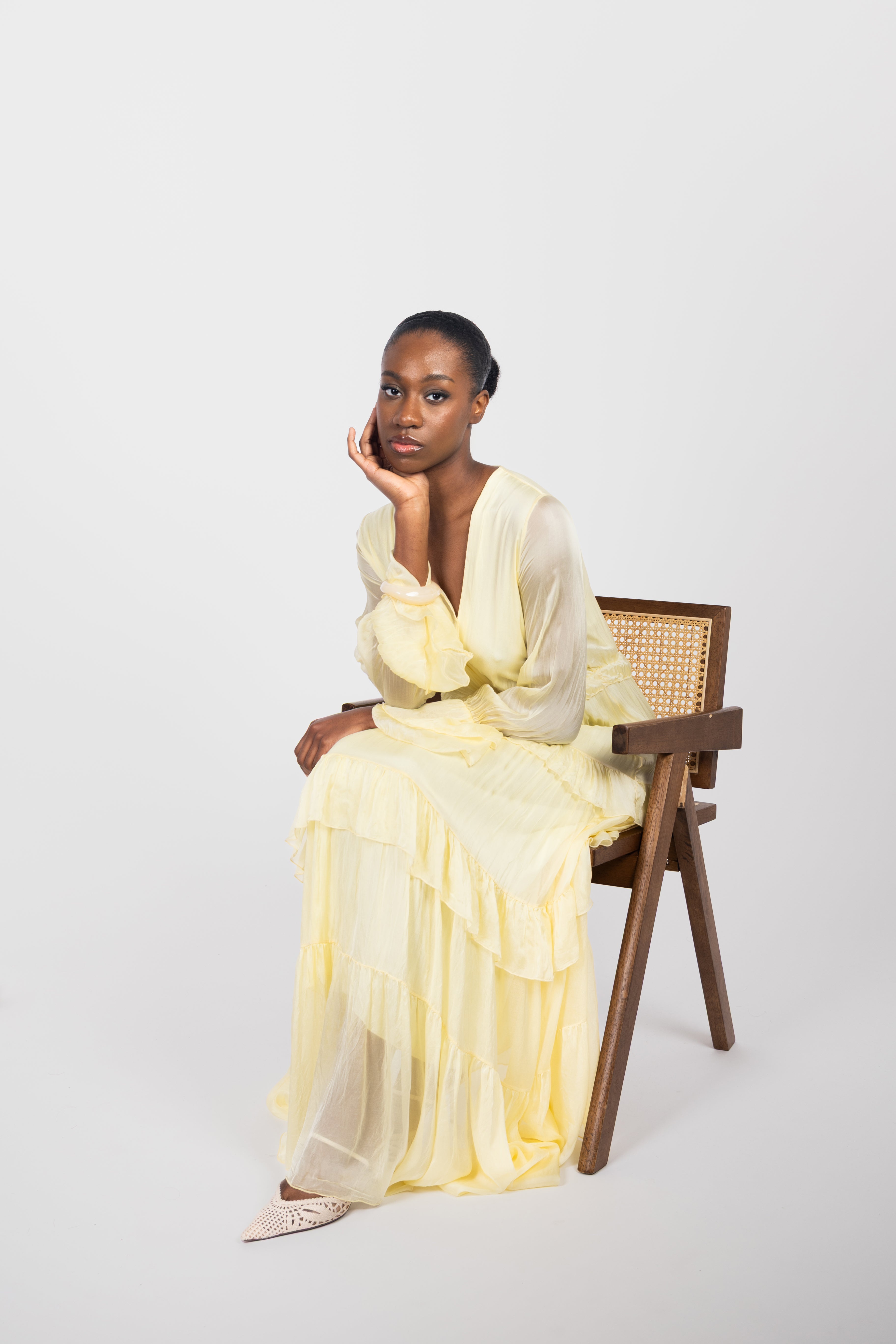 Robe longue fluide à volants