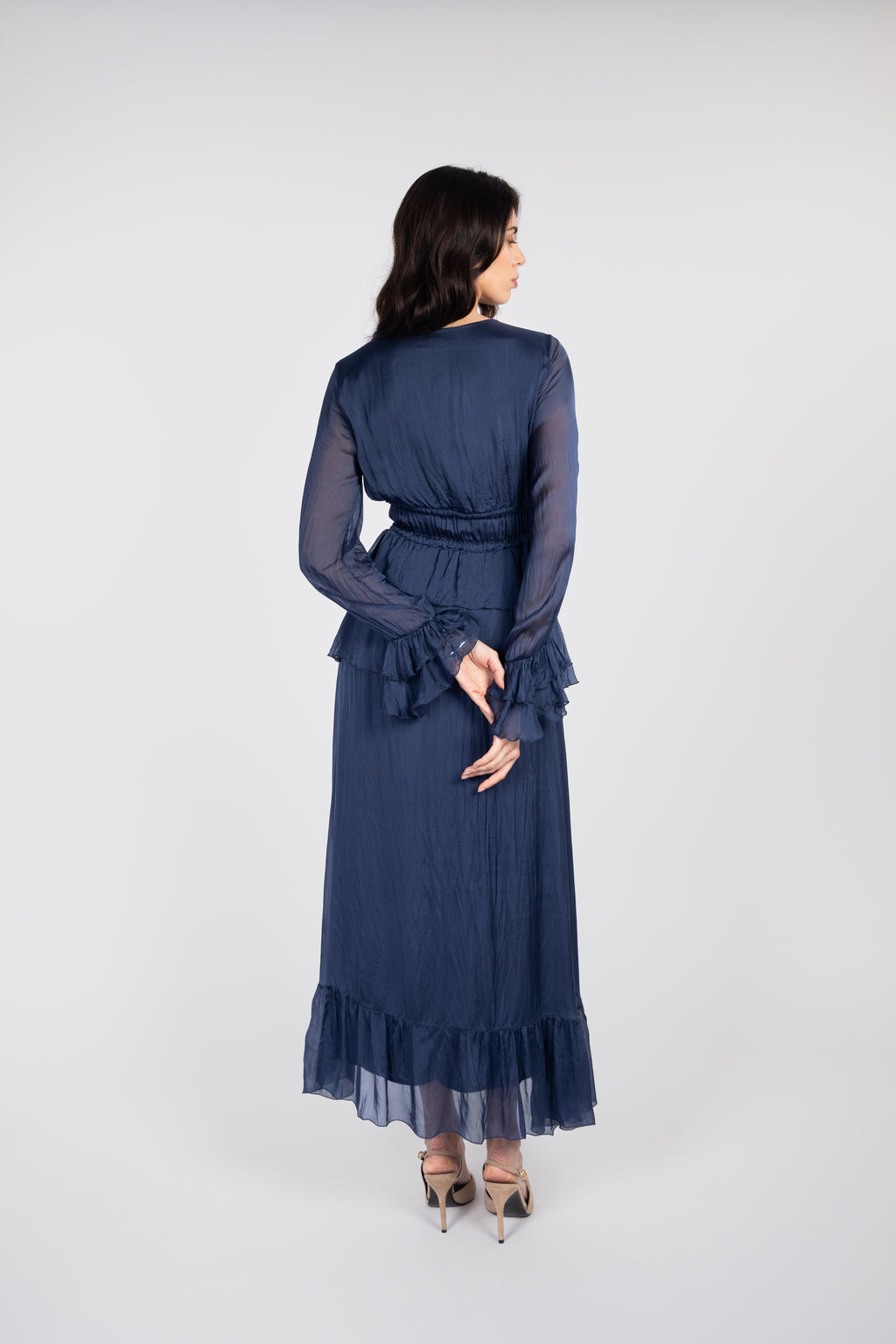 Flowing tiered maxi dress