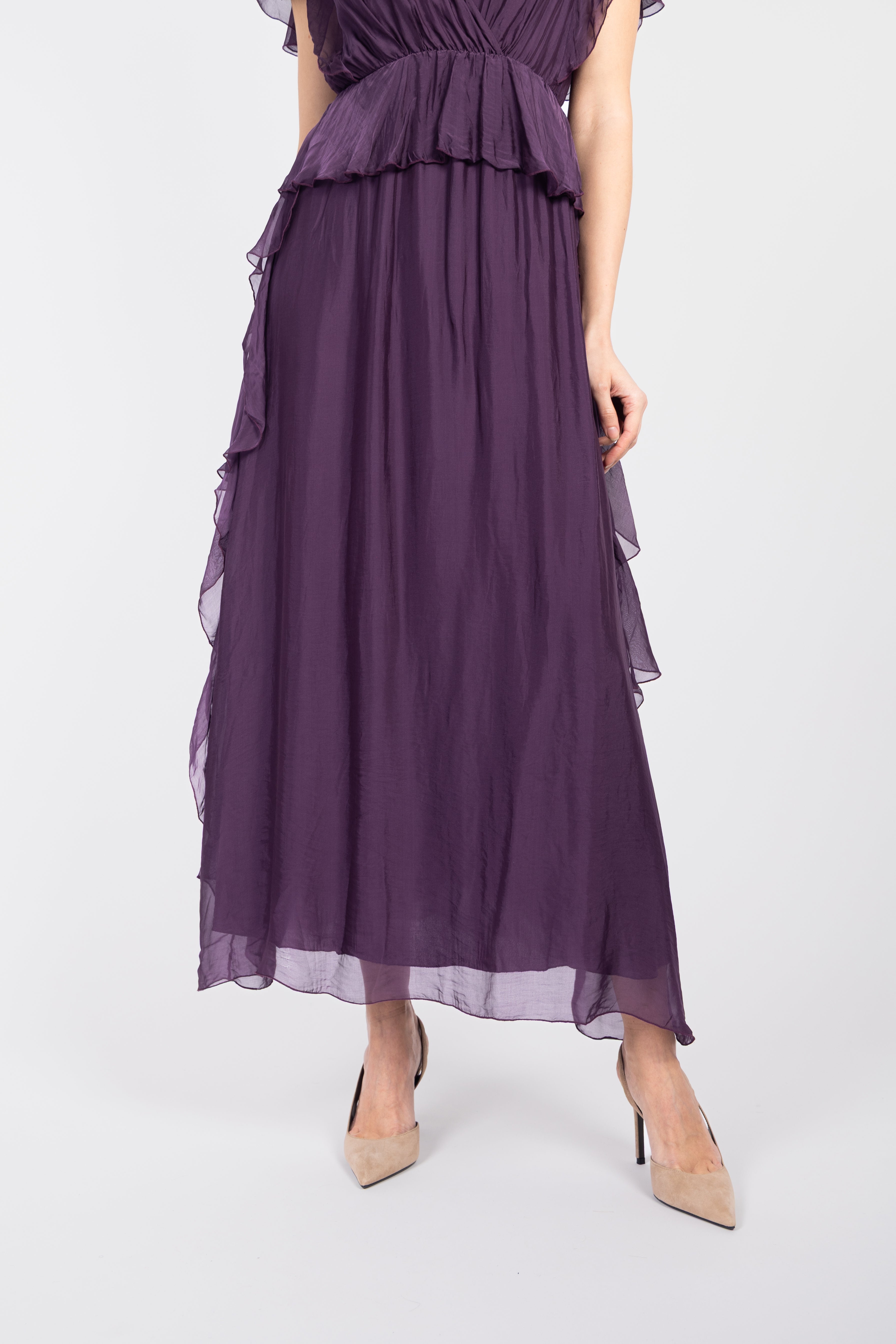 Flowing tiered maxi dress