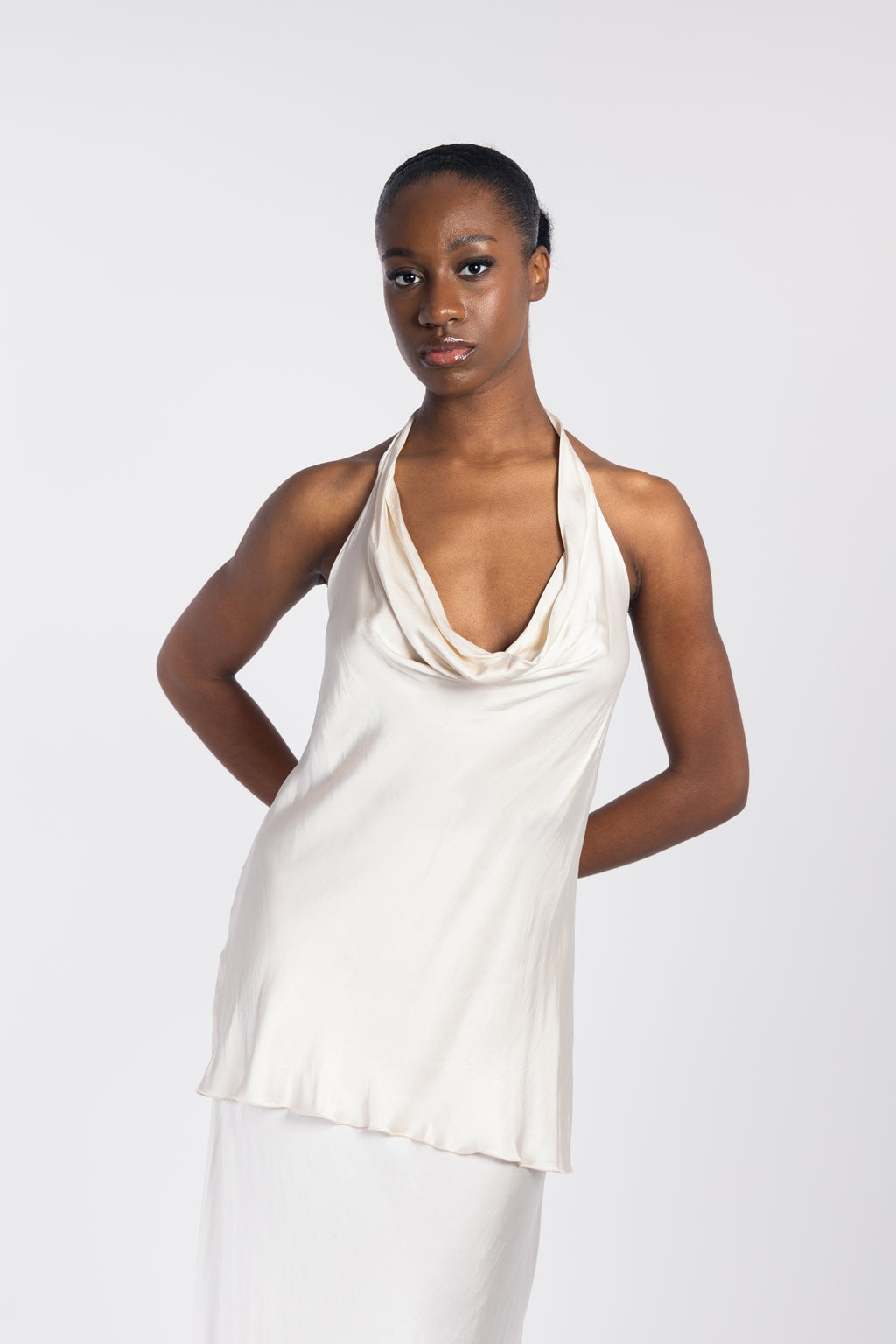 Backless top