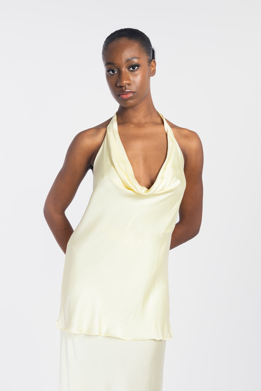 Backless top