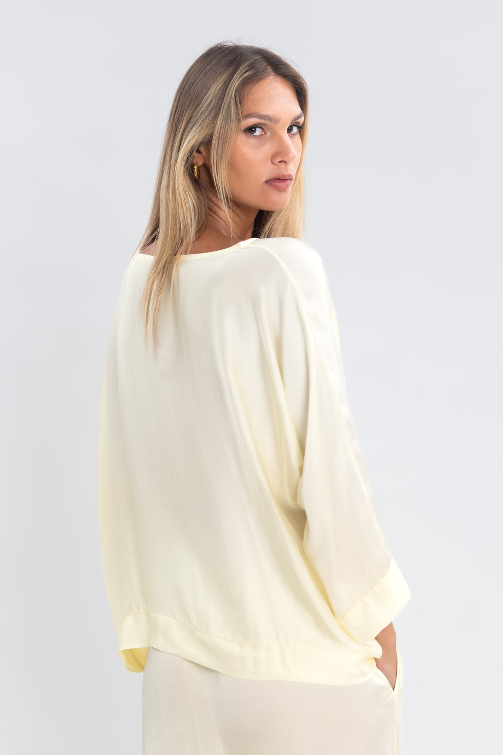 Blouse unie manche 3/4