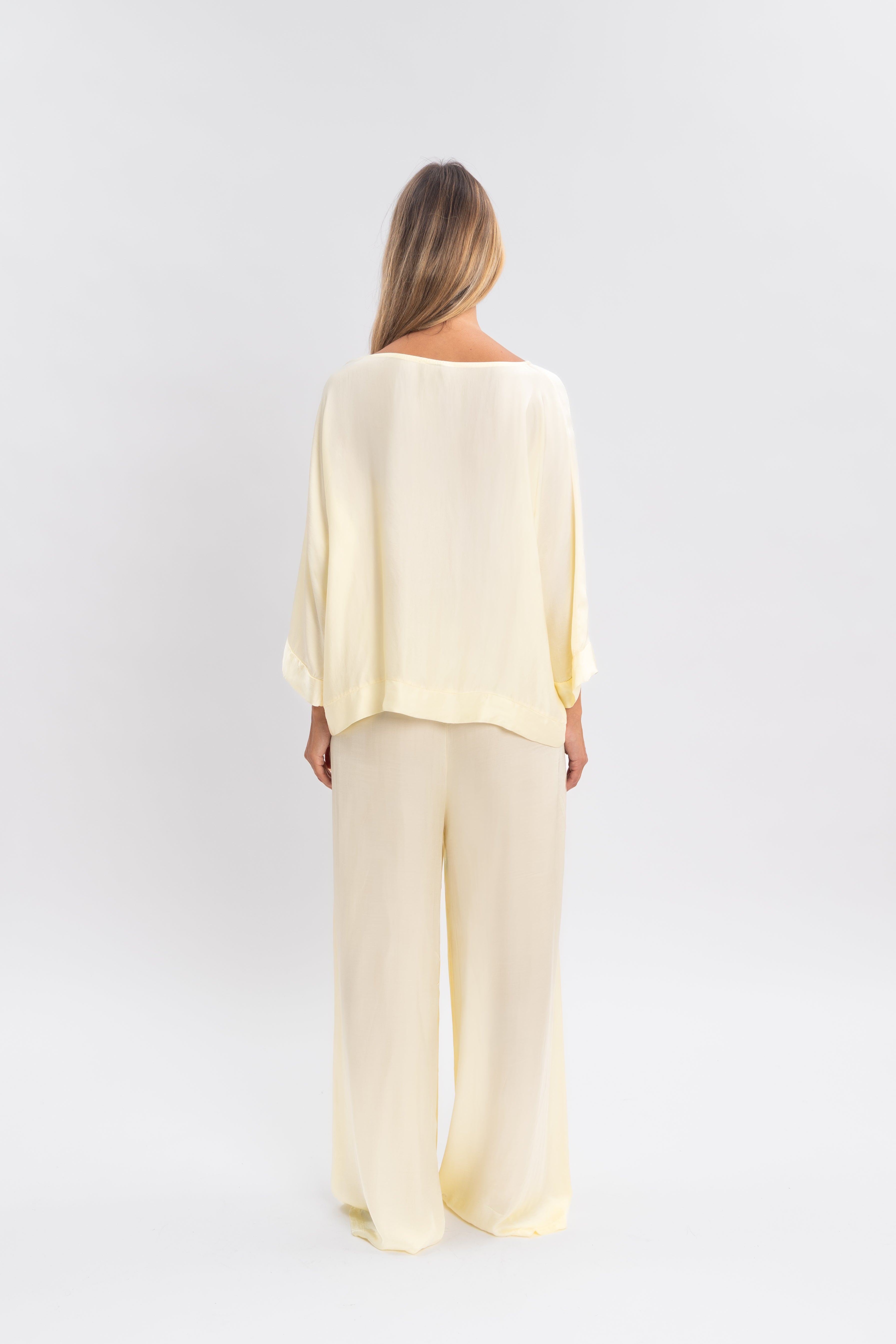Blouse unie manche 3/4