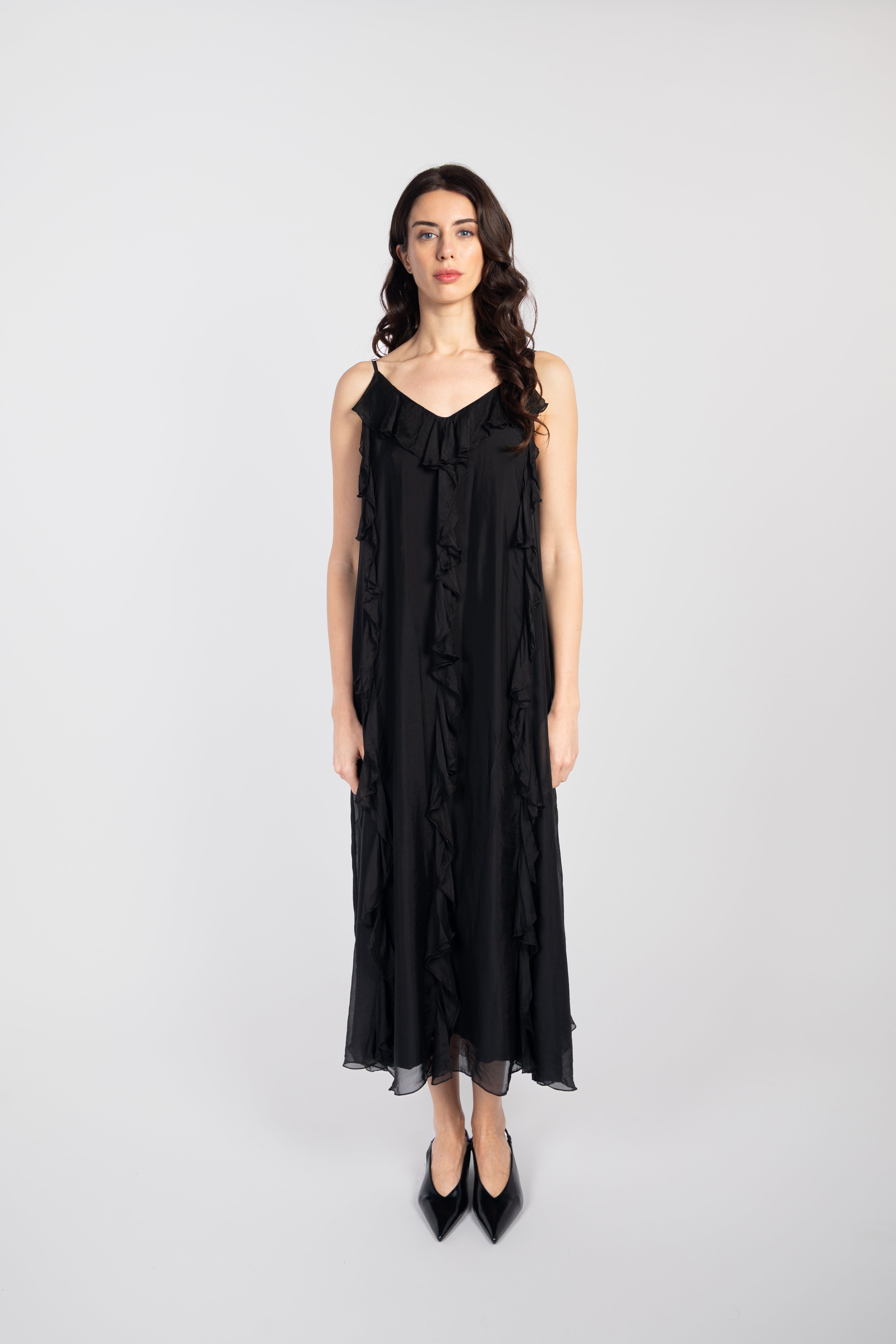 Robe longue en soie à volants