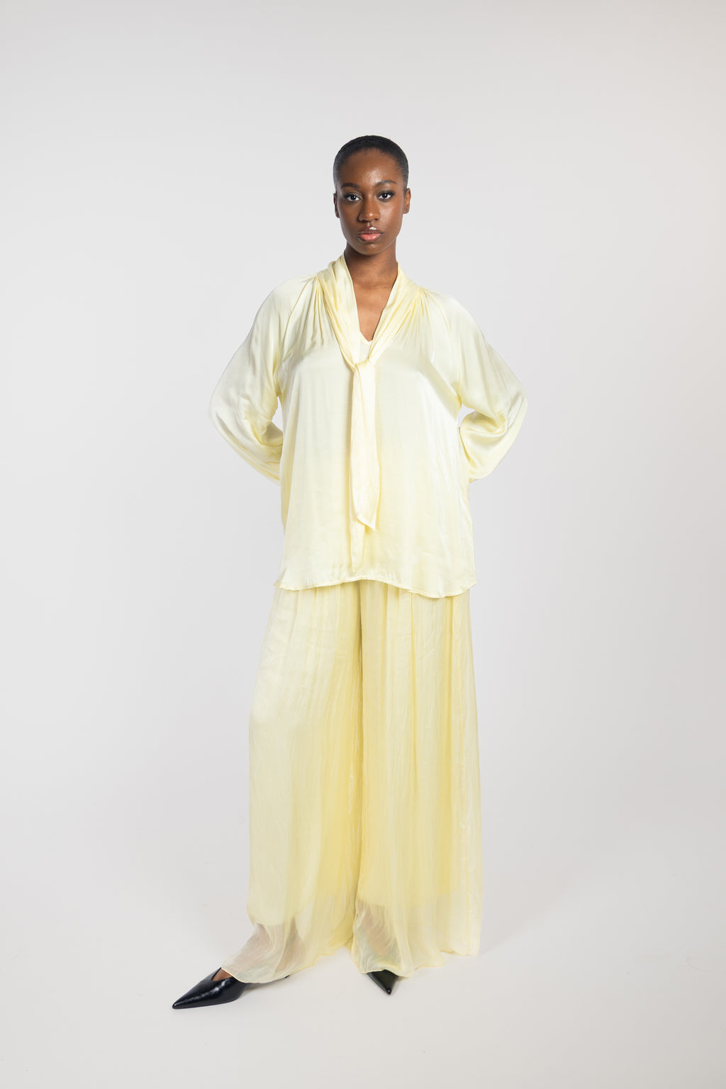 Lavallière blouse
