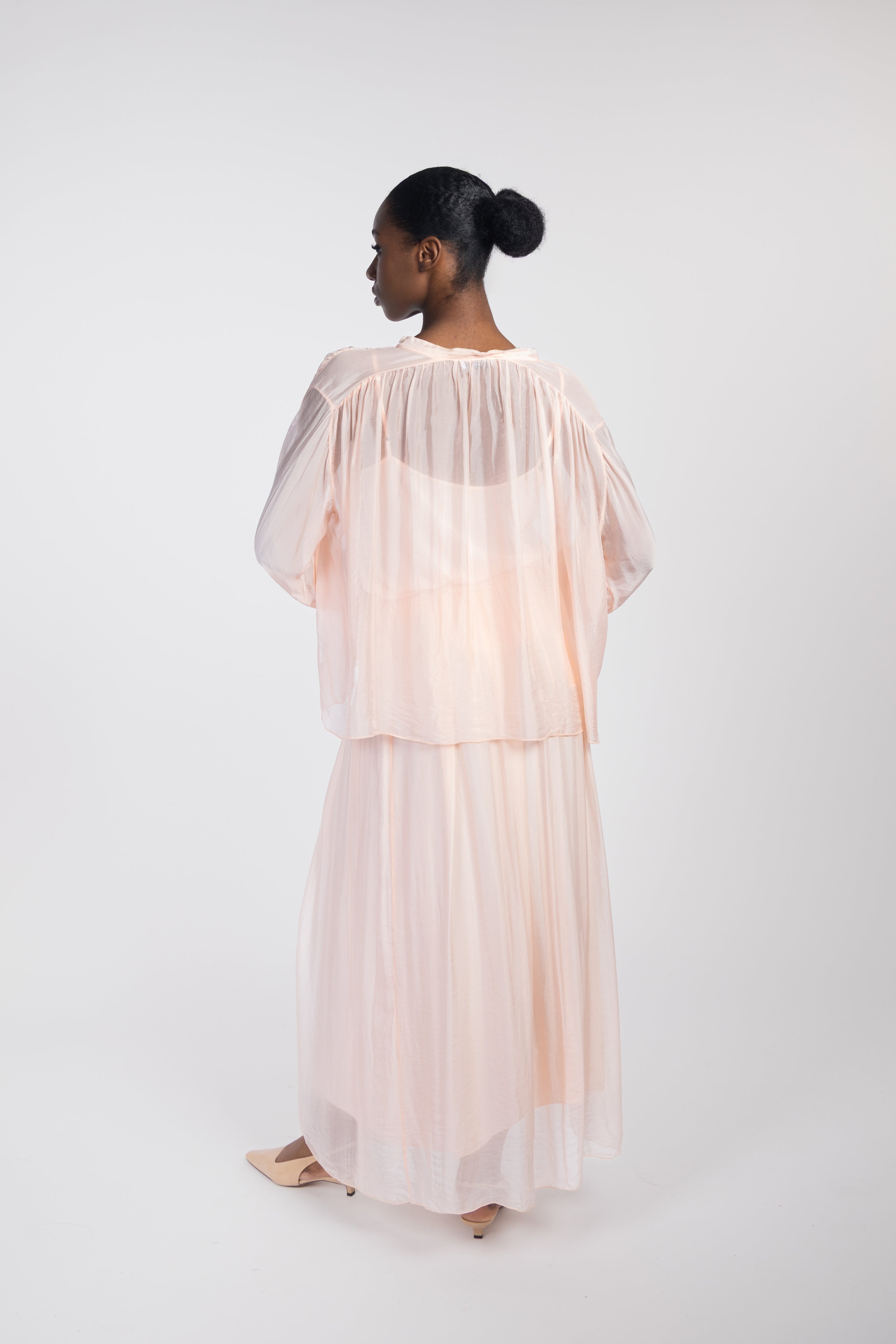 Blouse fluide à volant
