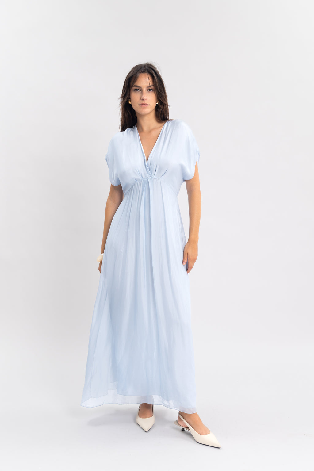 Robe longue unie col v