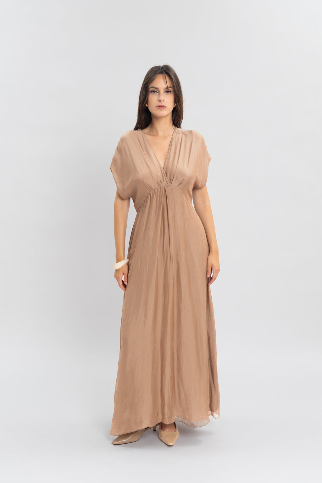 Robe longue unie col v