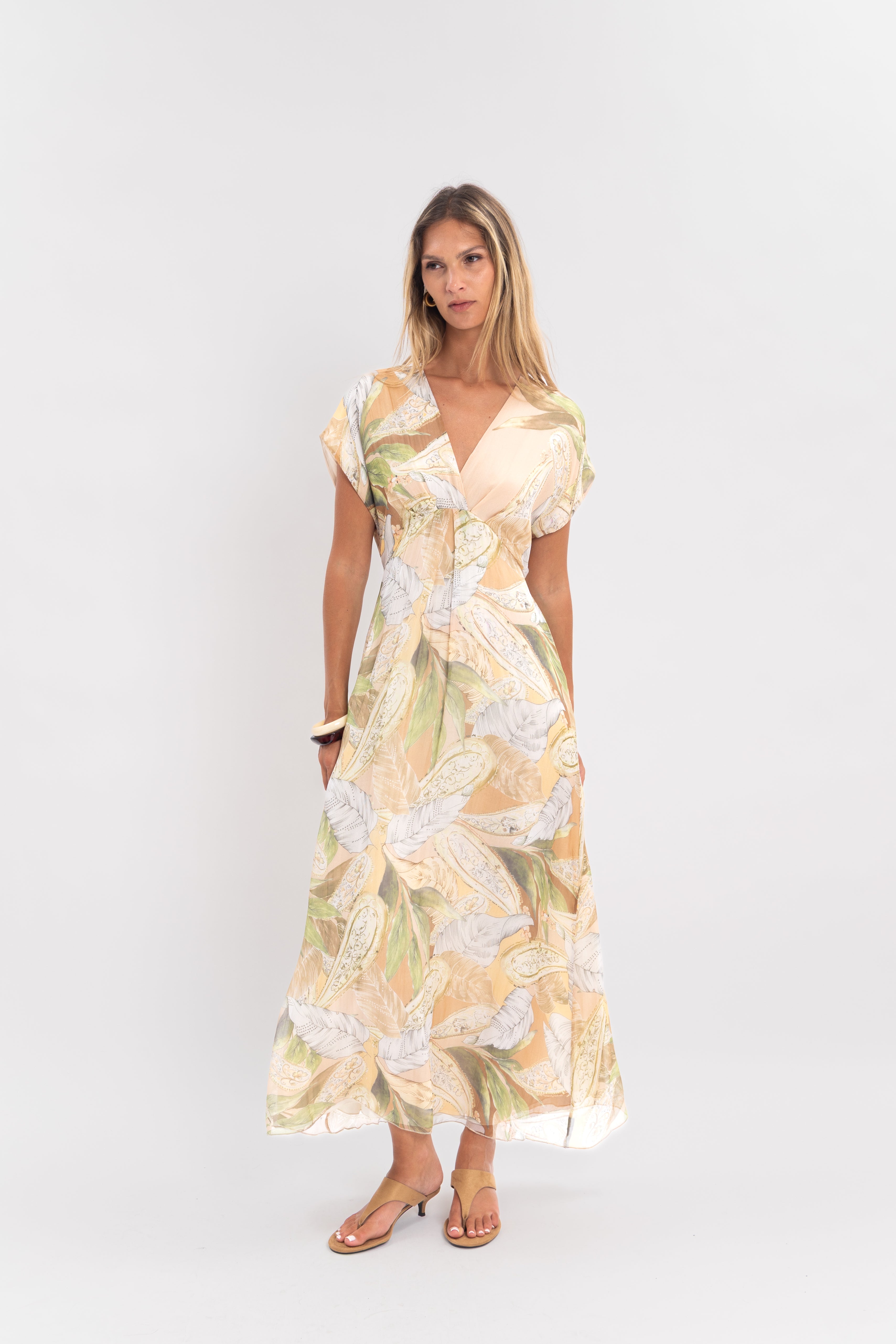 Robe florale en soie