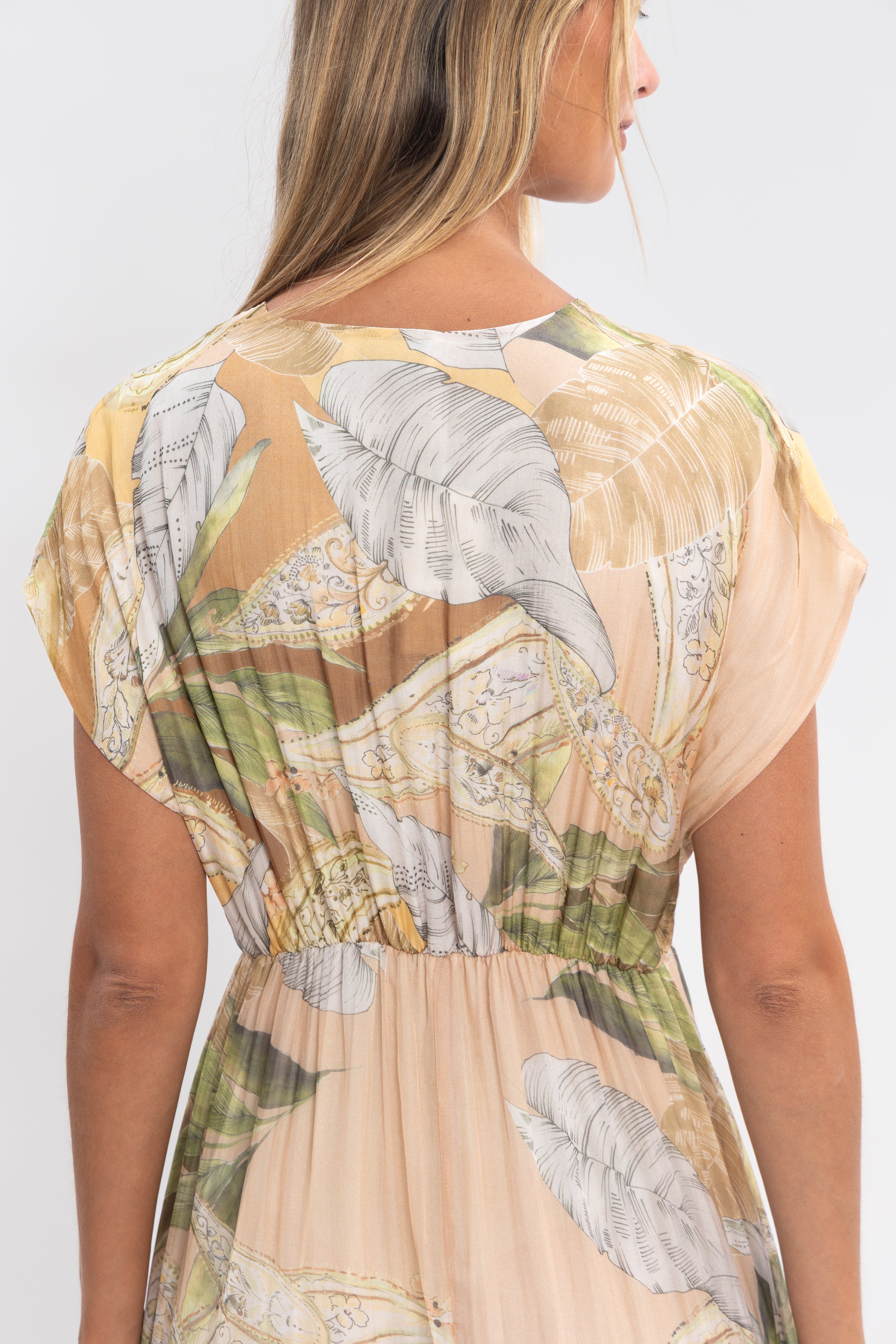 Robe florale en soie