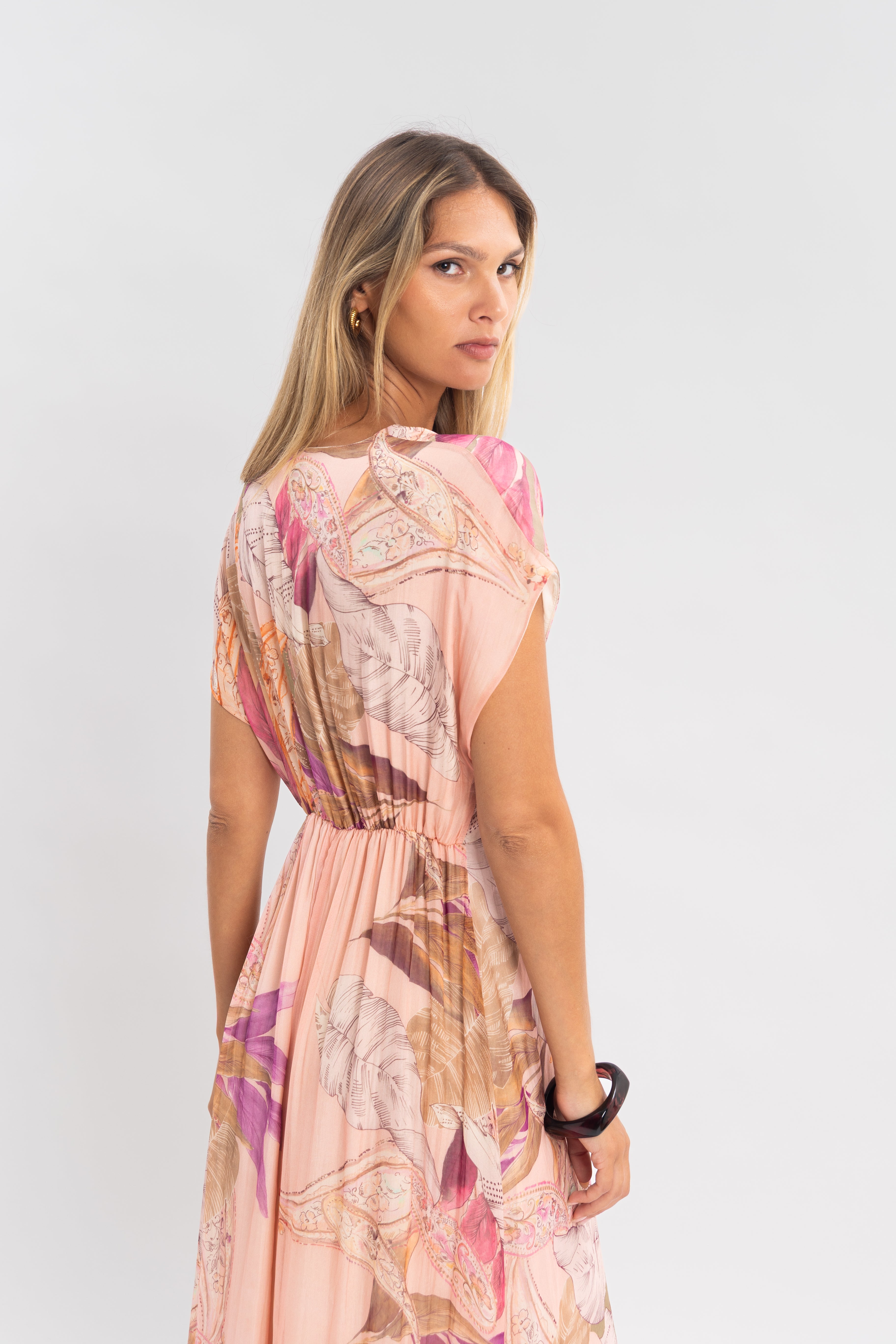 Robe florale en soie