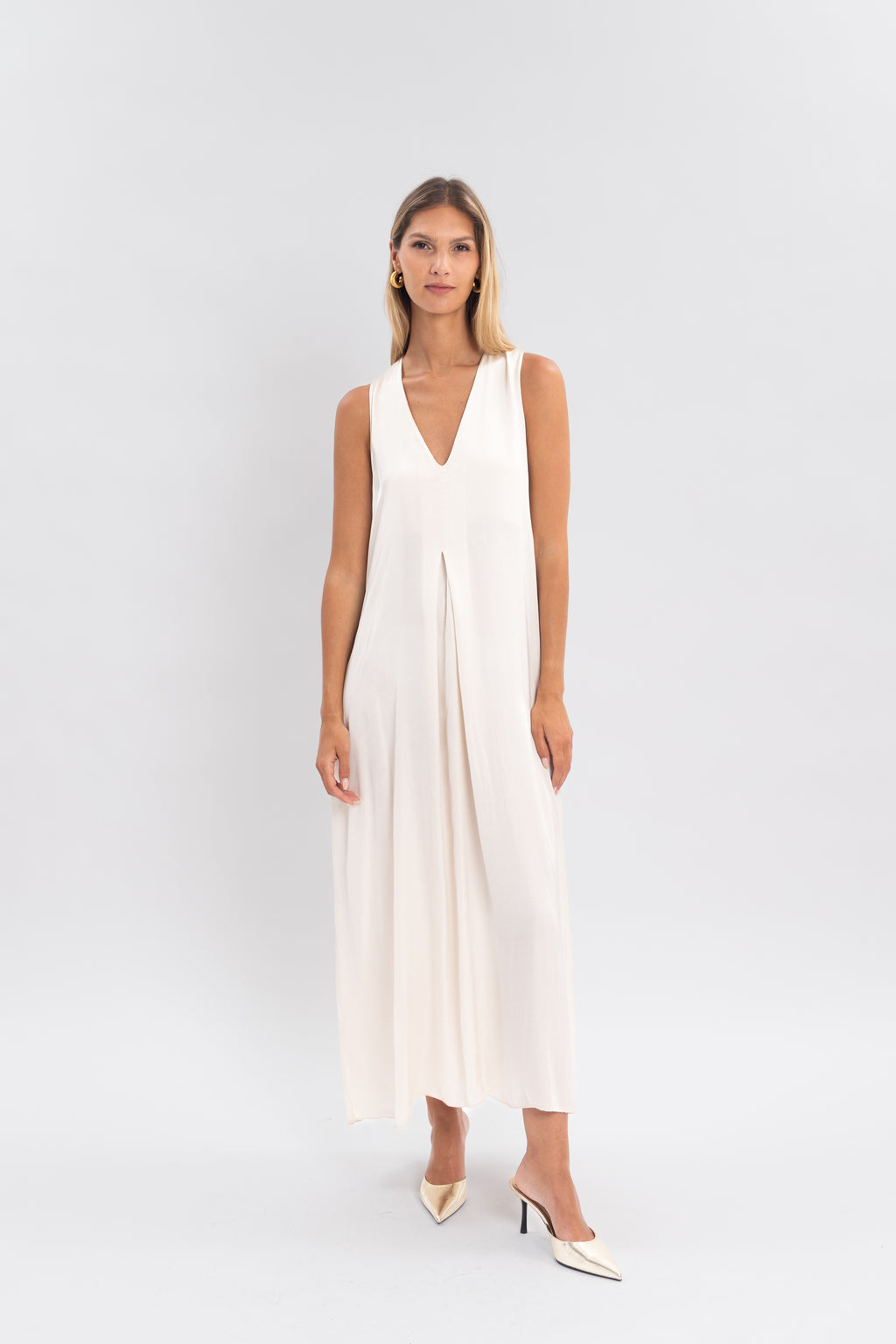 Robe longue unie col v