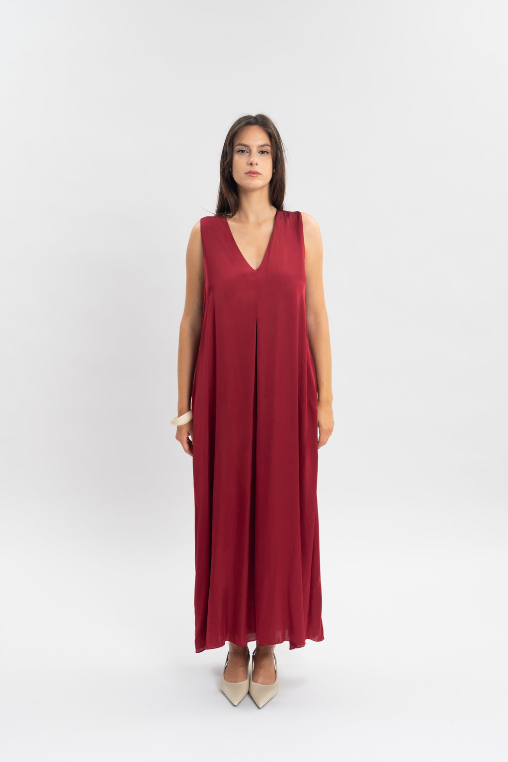 Robe longue unie col v