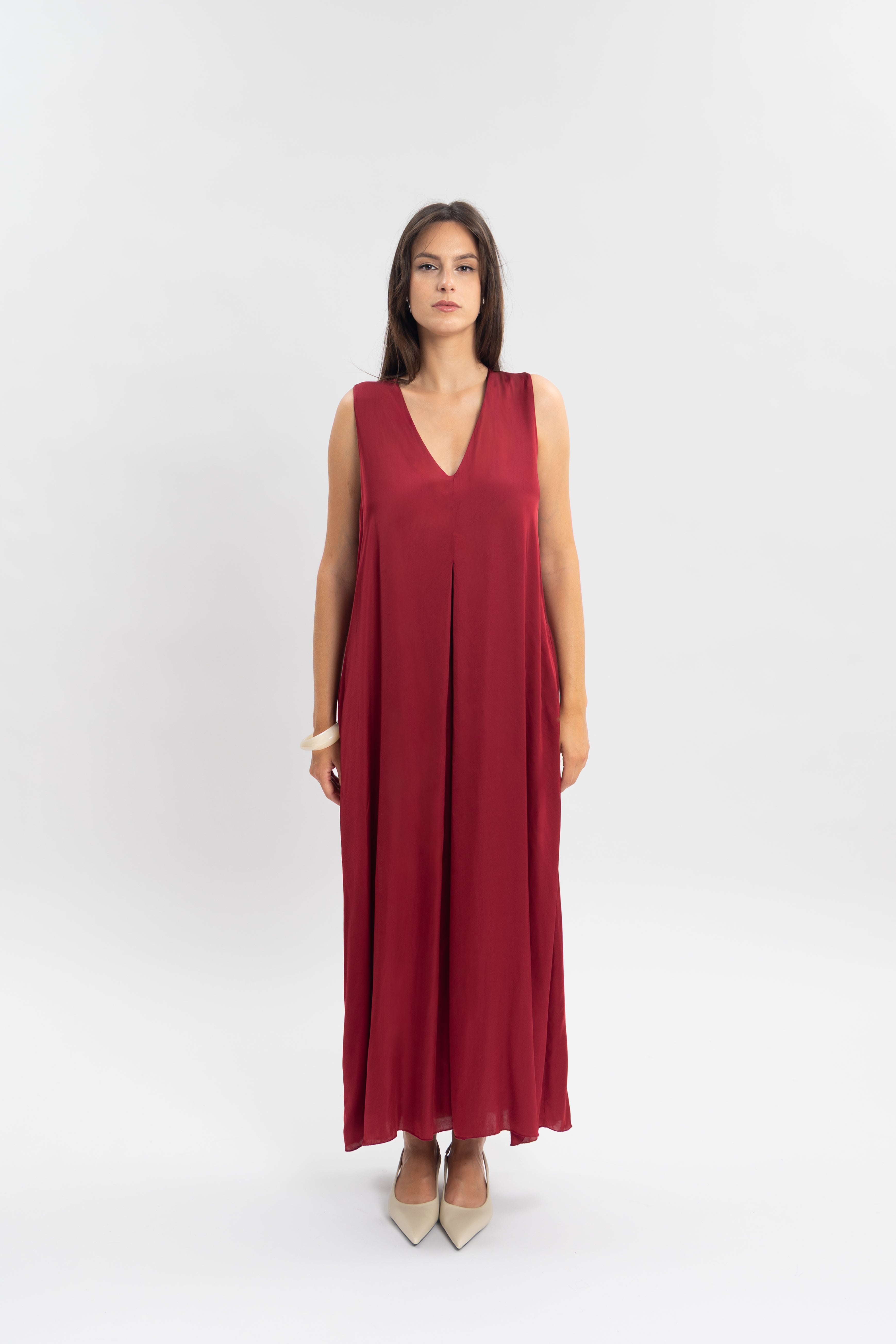 Robe longue unie col v