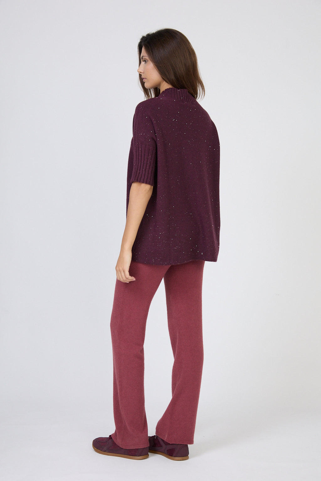 Pull col montant manches courtes à micro-sequins
