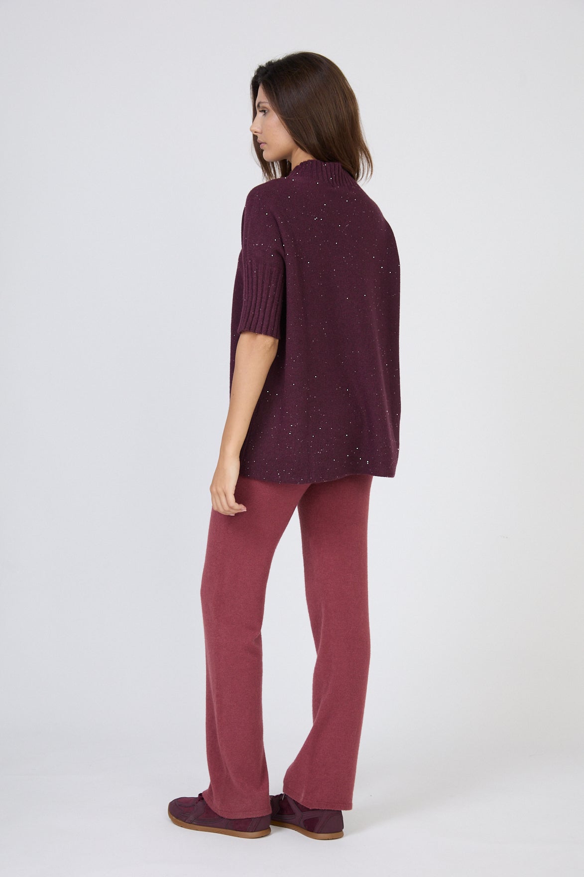 Pull col montant manches courtes à micro-sequins