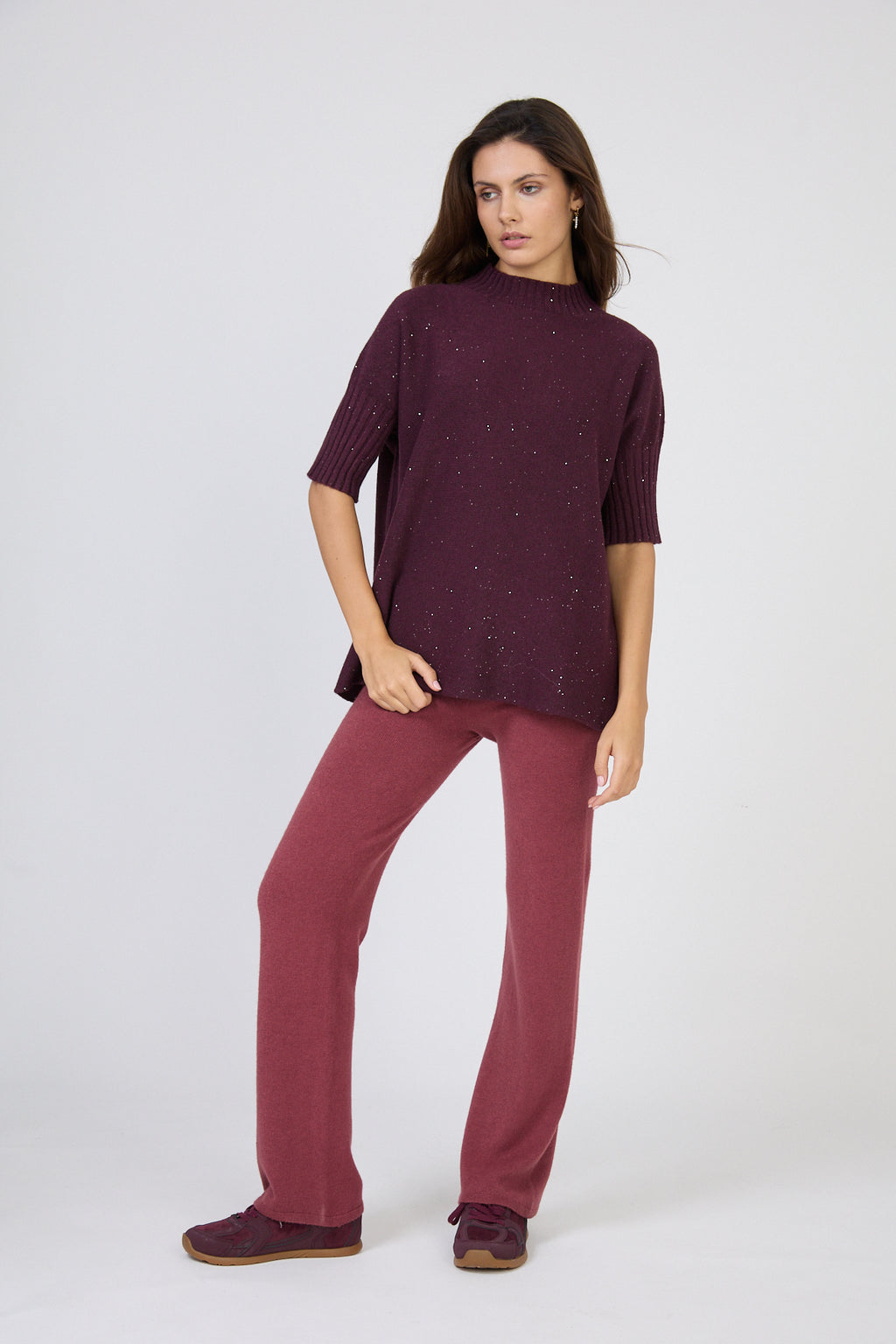 Pull col montant manches courtes à micro-sequins