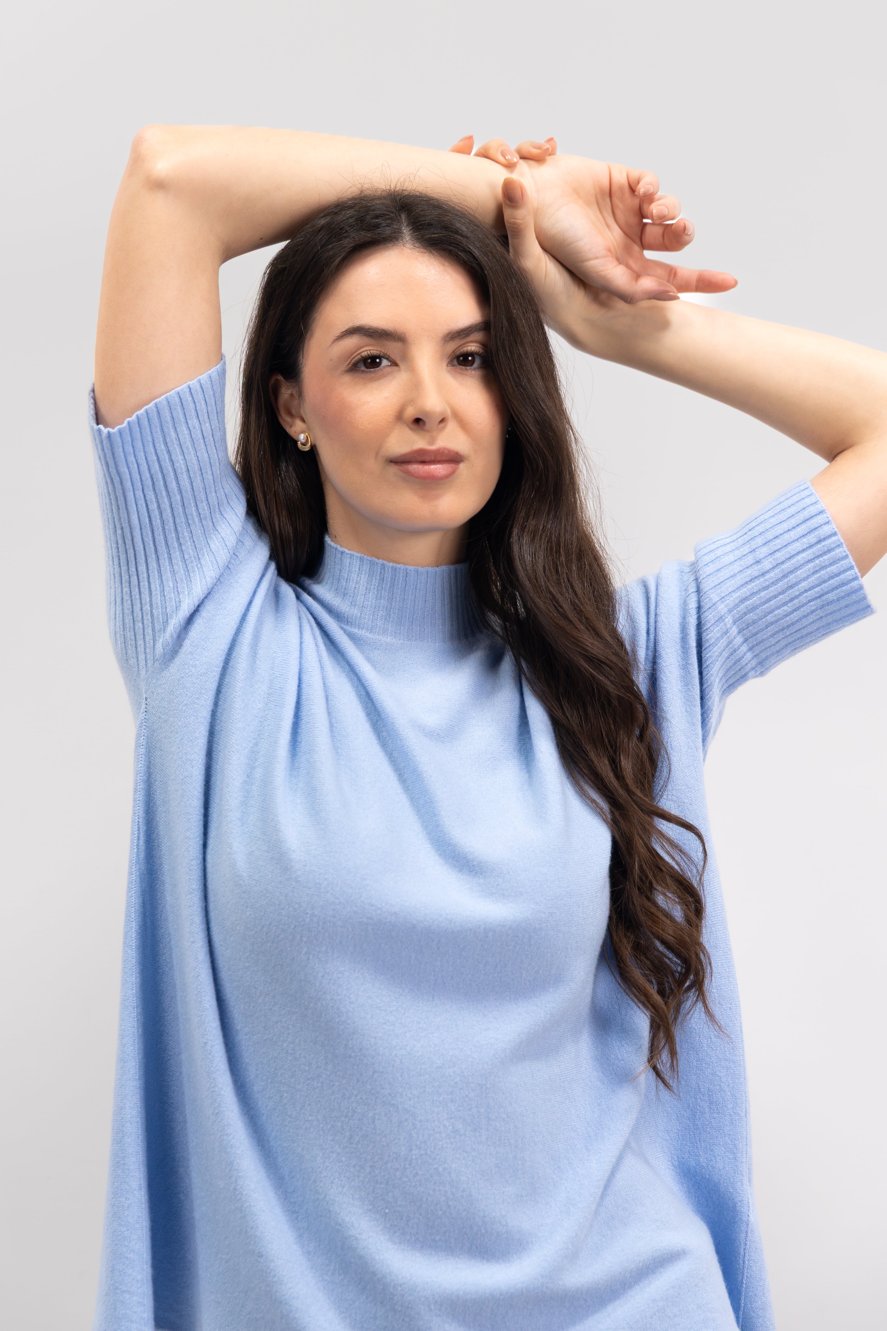 Ultra-thin short-sleeved turtleneck sweater