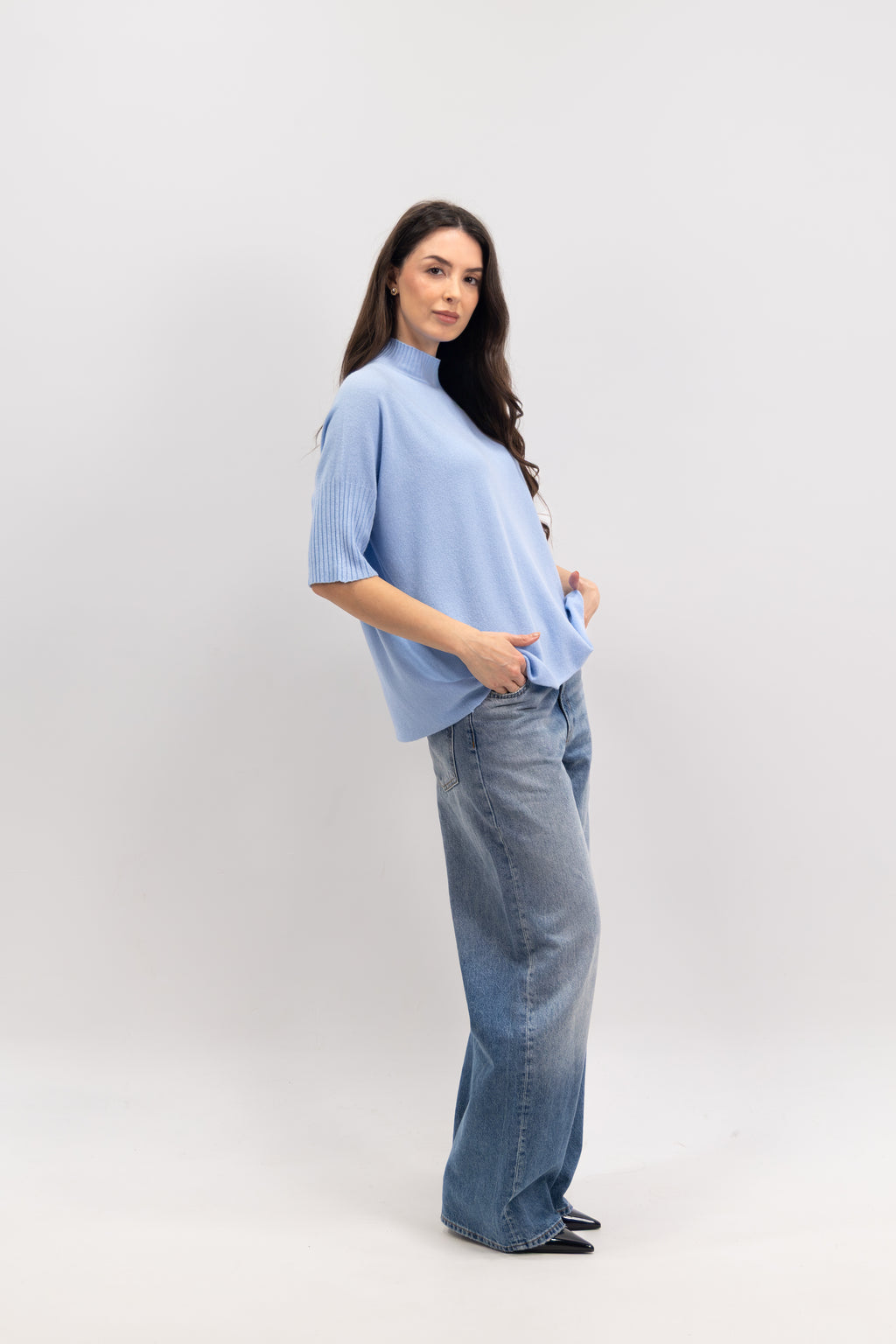 Ultra-thin short-sleeved turtleneck sweater