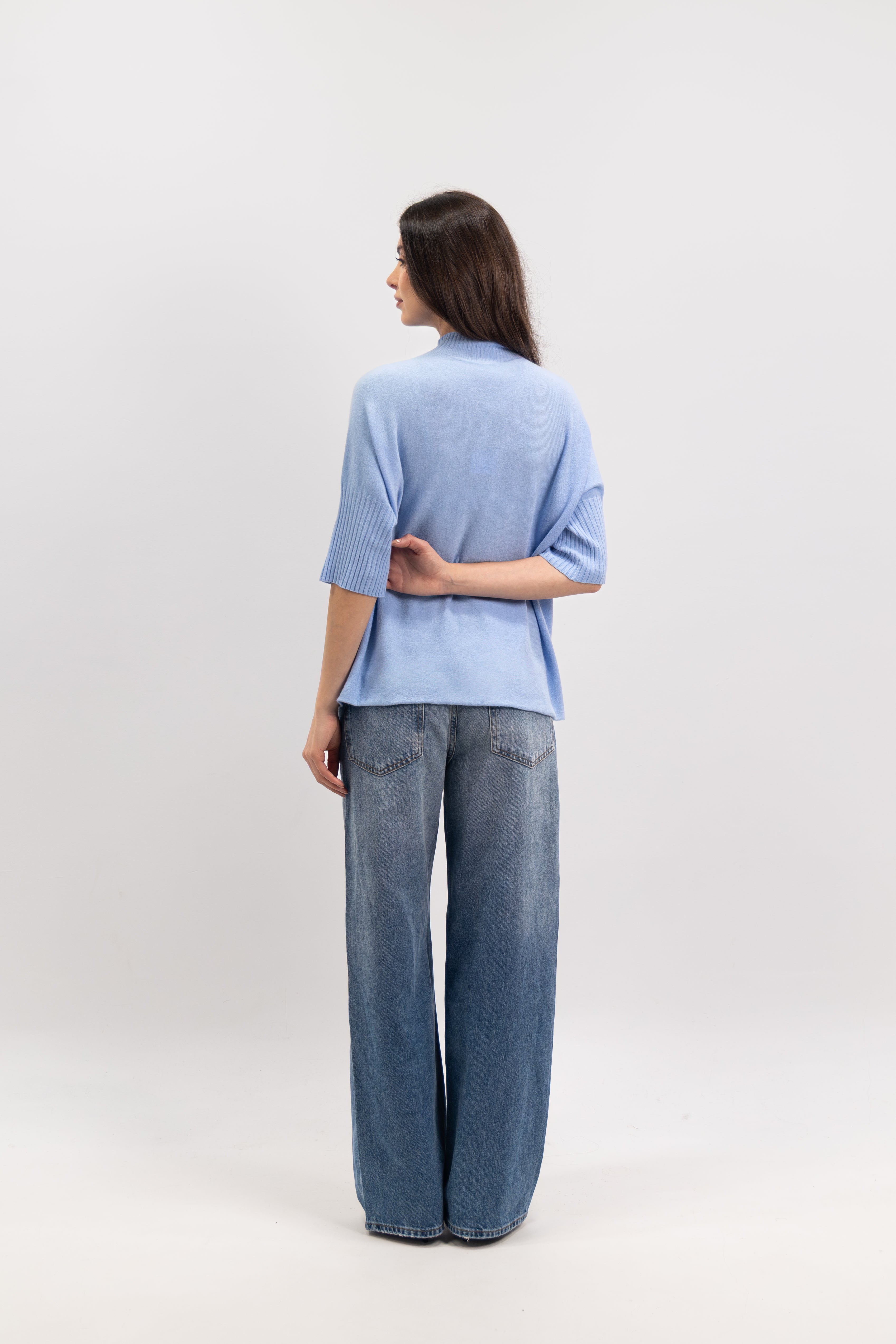 Ultra-thin short-sleeved turtleneck sweater