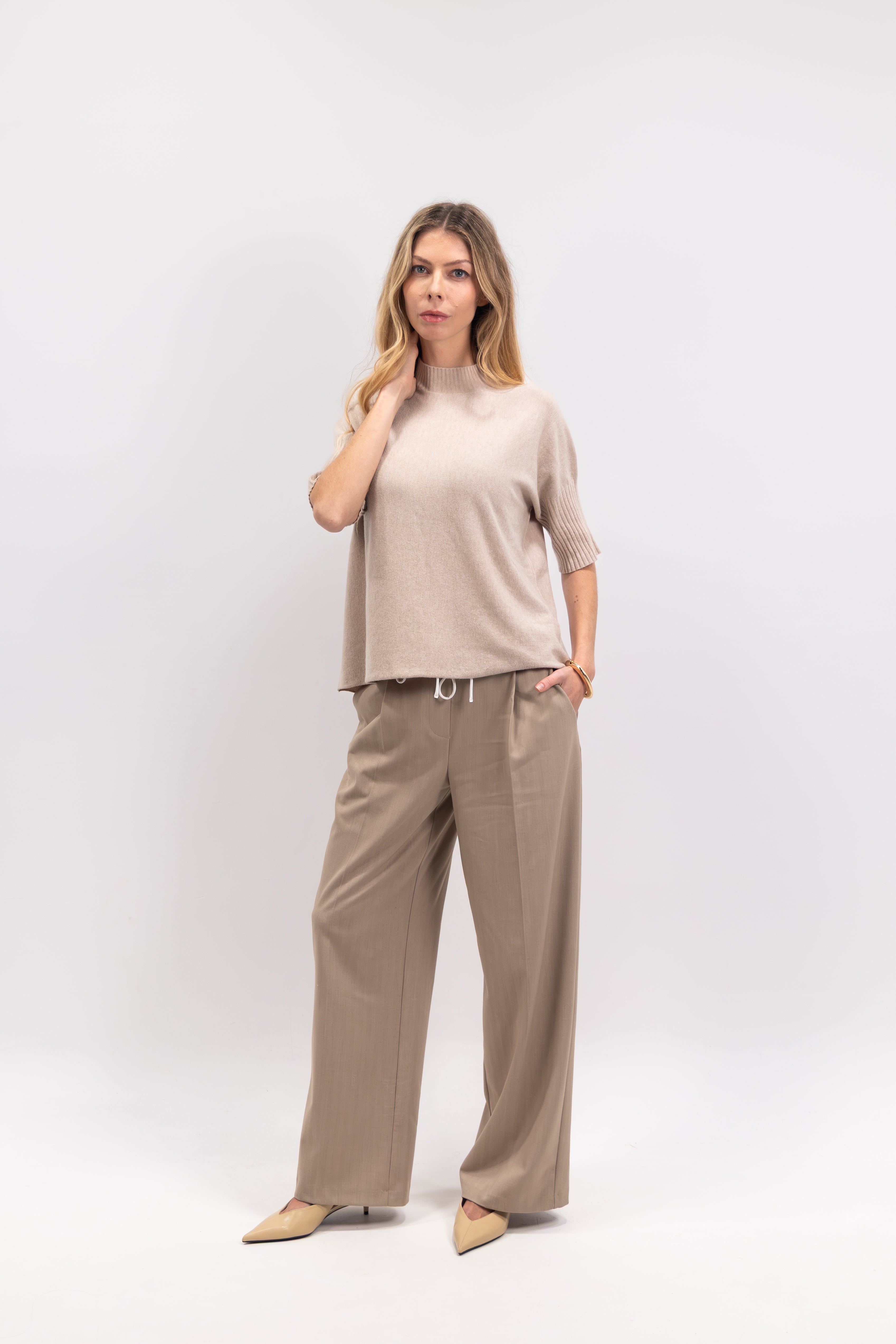 Pull col montant ultrafin manches courtes