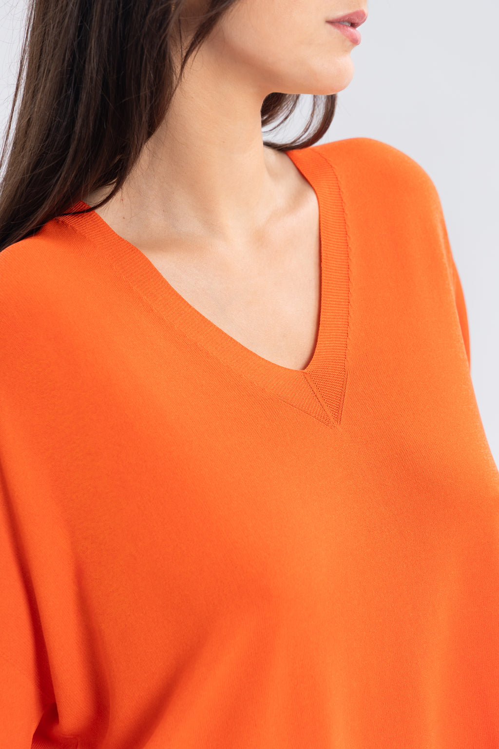 Maille froide sans couture avec fentes