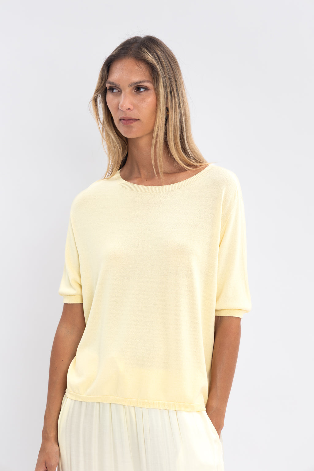 Maille froide sans couture col rond