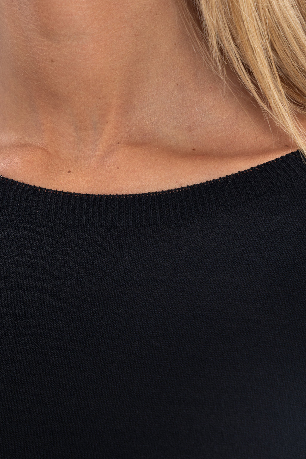 Maille froide sans couture col rond