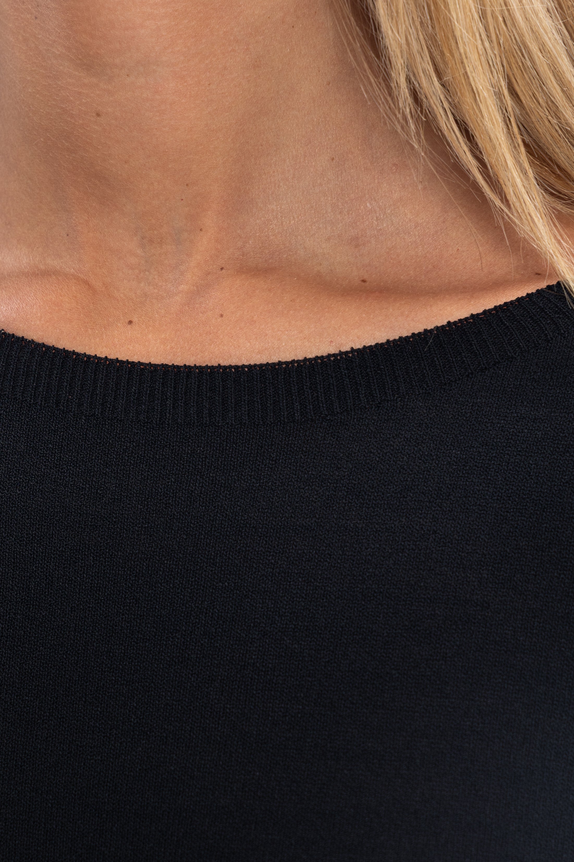 Maille froide sans couture col rond