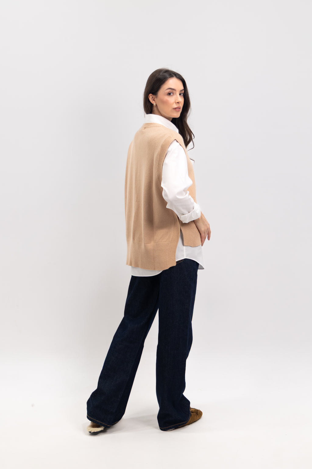 Pull poncho avec bouton sur les côtés