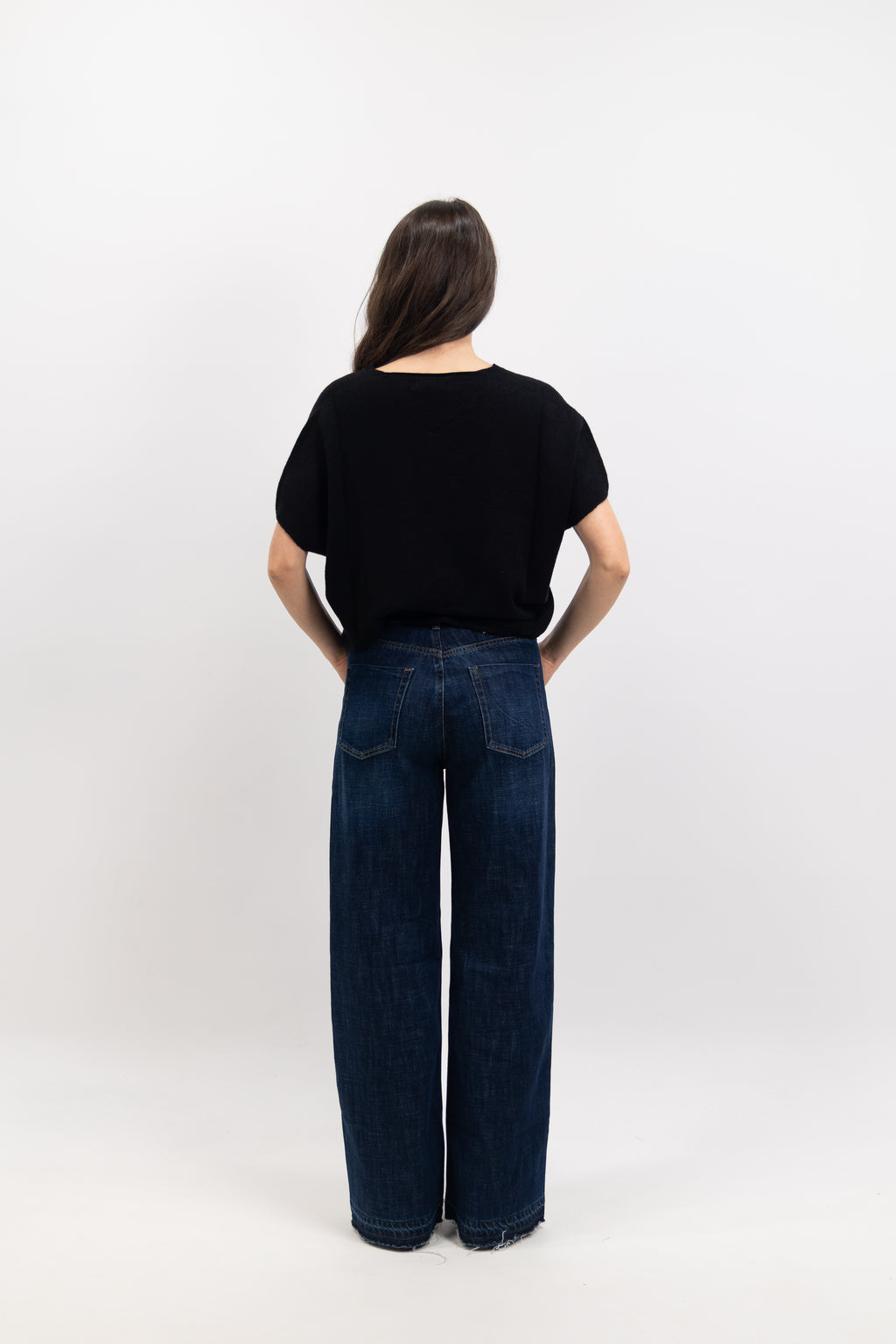 Pull col v manches courtes