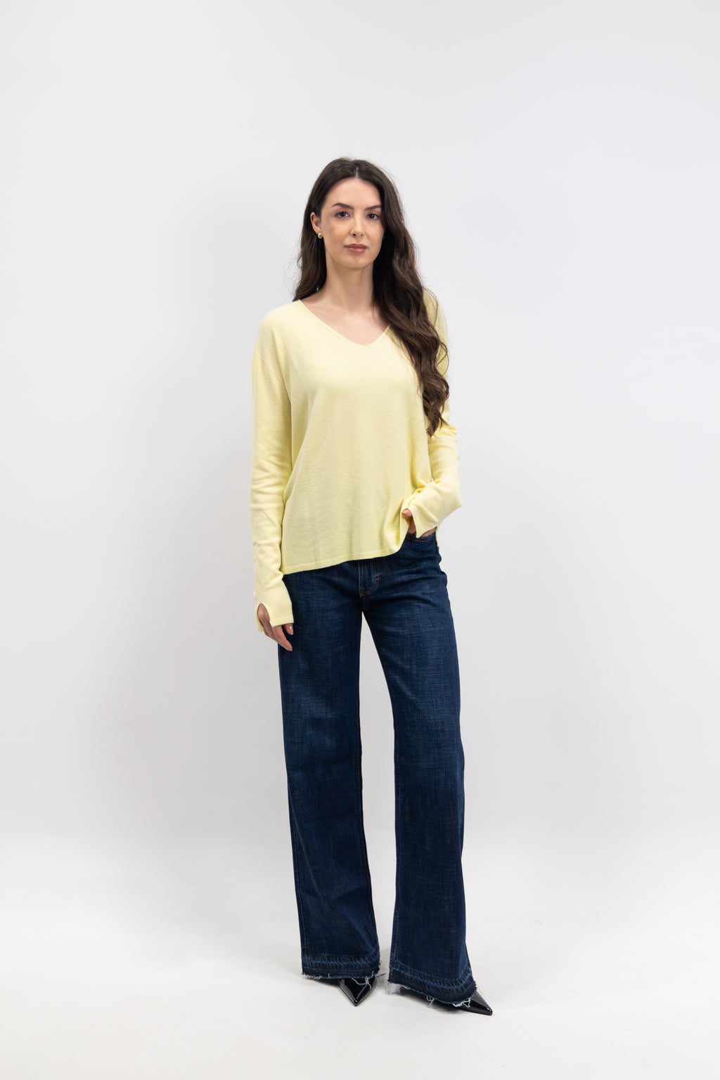 Ultra-thin V-neck sweater with slit
