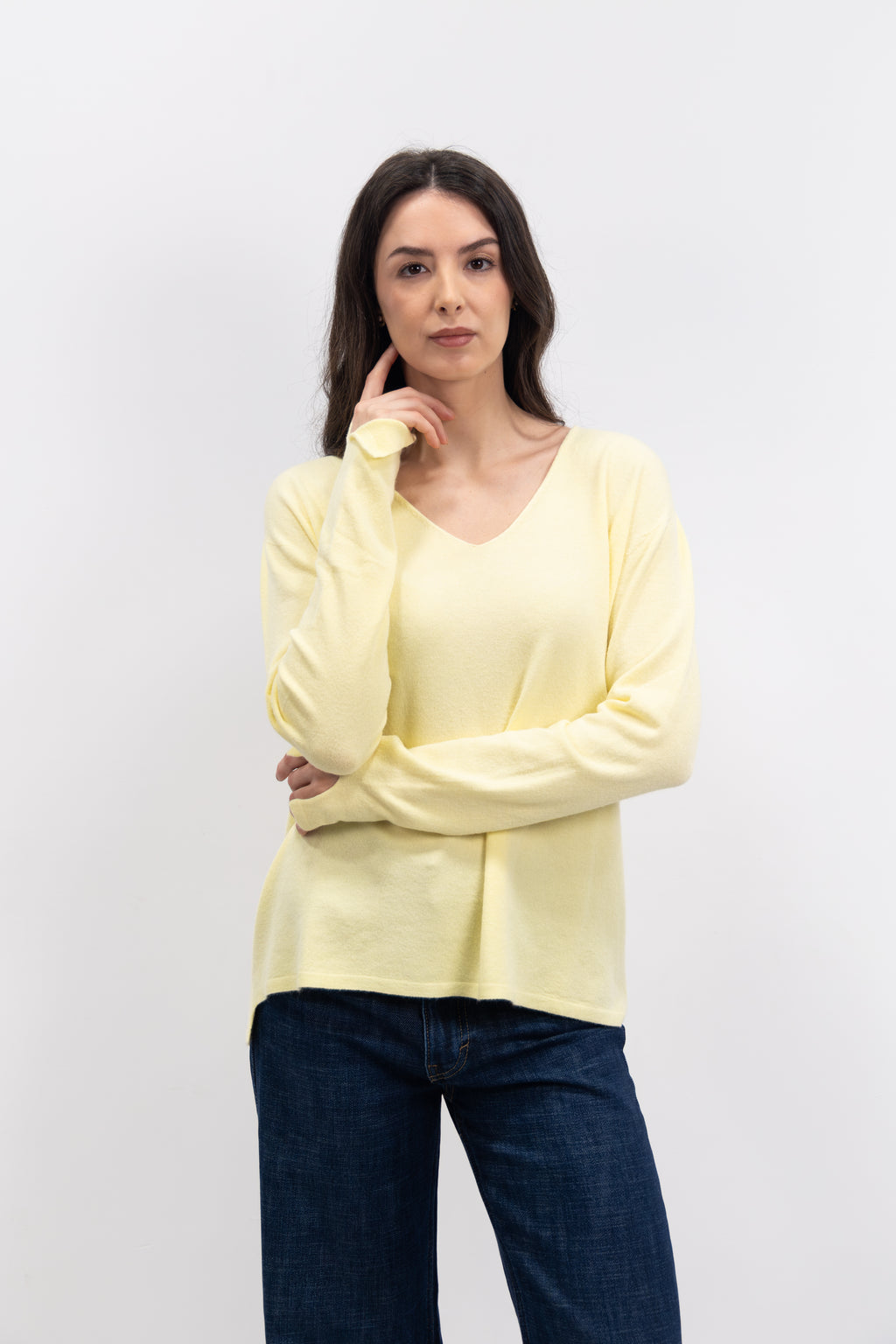 Ultra-thin V-neck sweater with slit