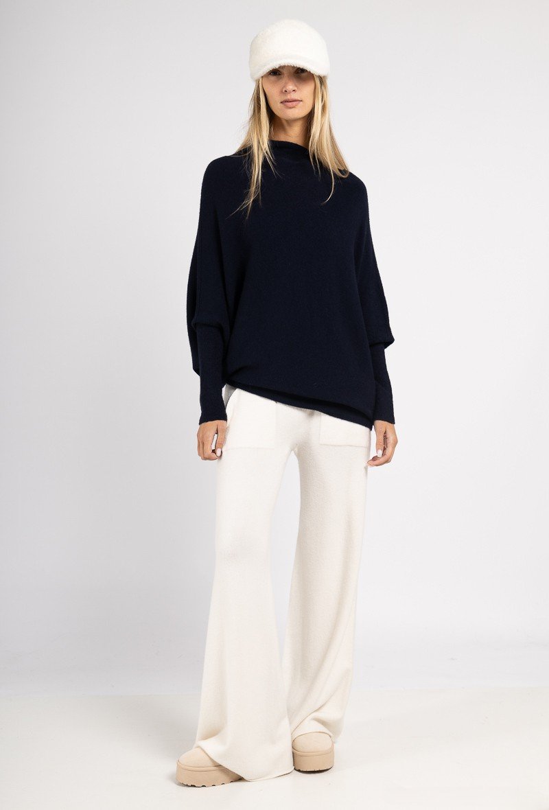 PULL ASYMETRIQUE SANS COUTURE