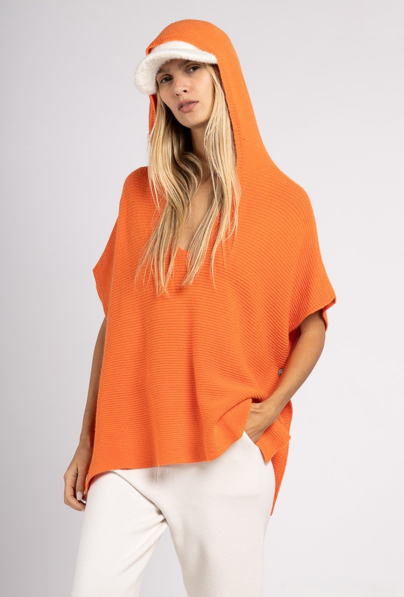 PONCHO A CAPUCHE SANS COUTURE