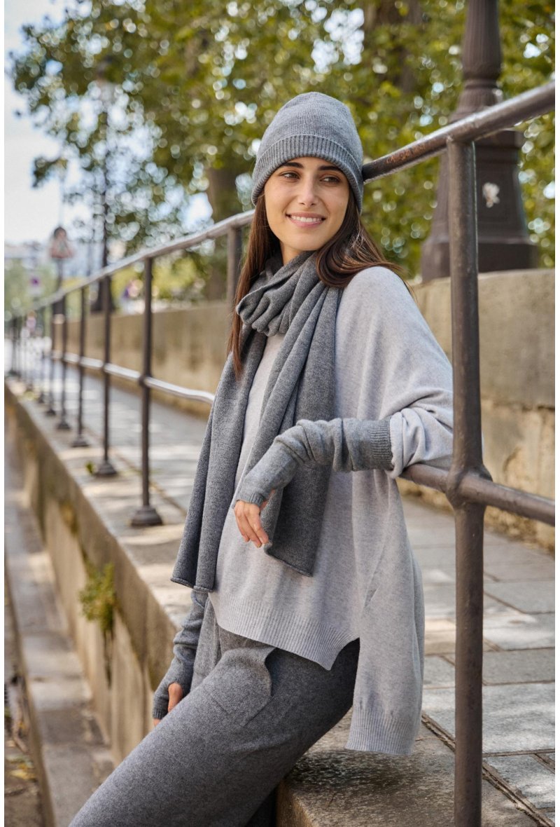 ECHARPE EN MAILLE AU TOUCHER CACHEMIRE