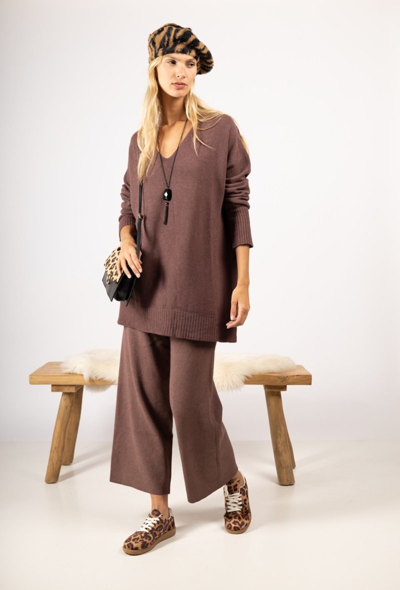 PULL LONG COL V SANS COUTURE